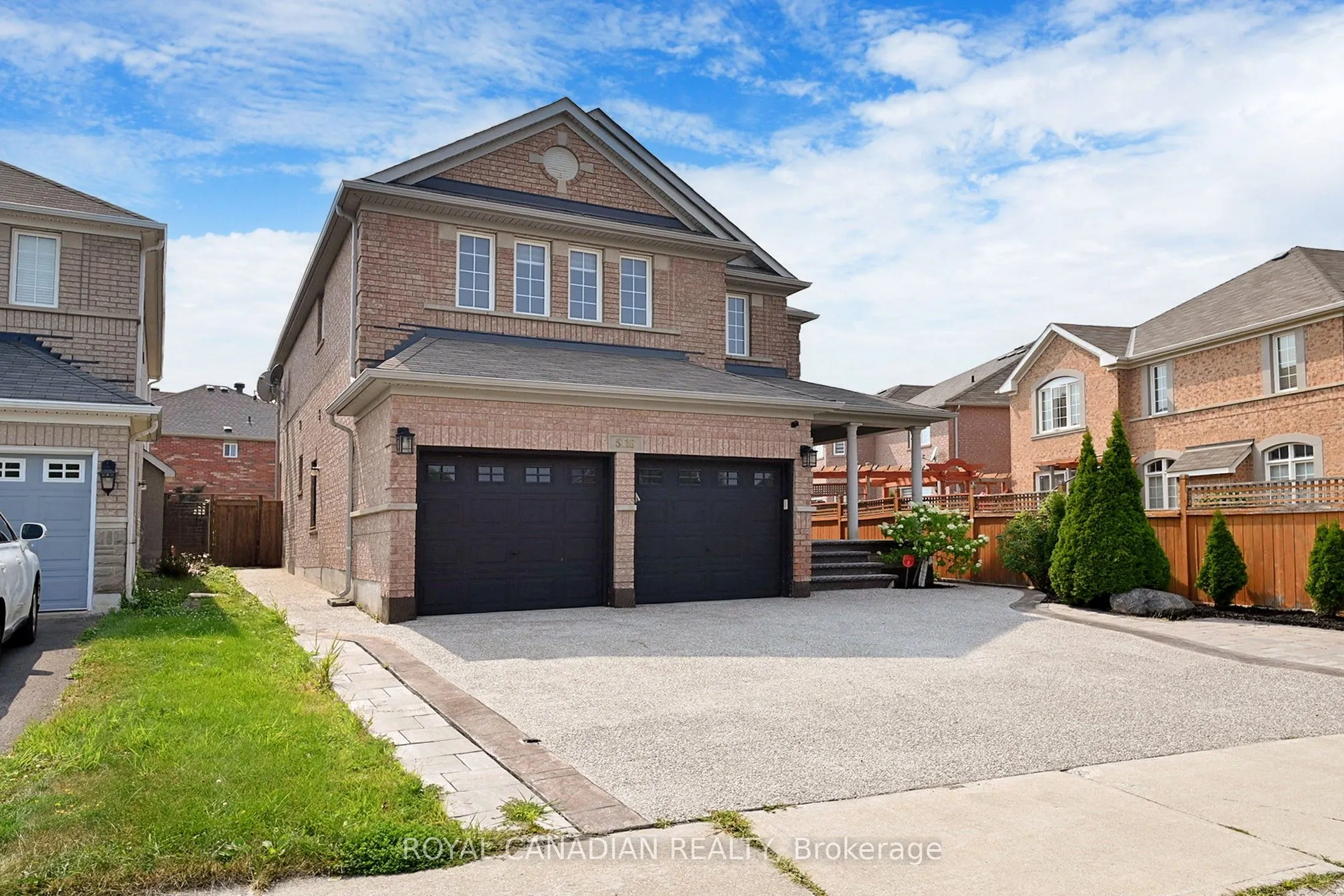 5116 Churchill Meadows Boulevard