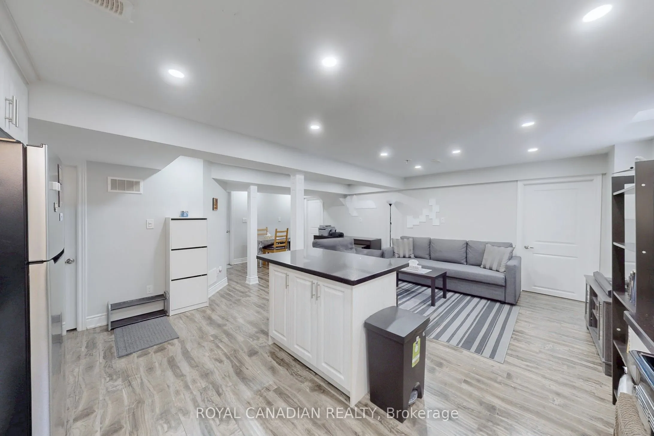 5116 Churchill Meadows Boulevard