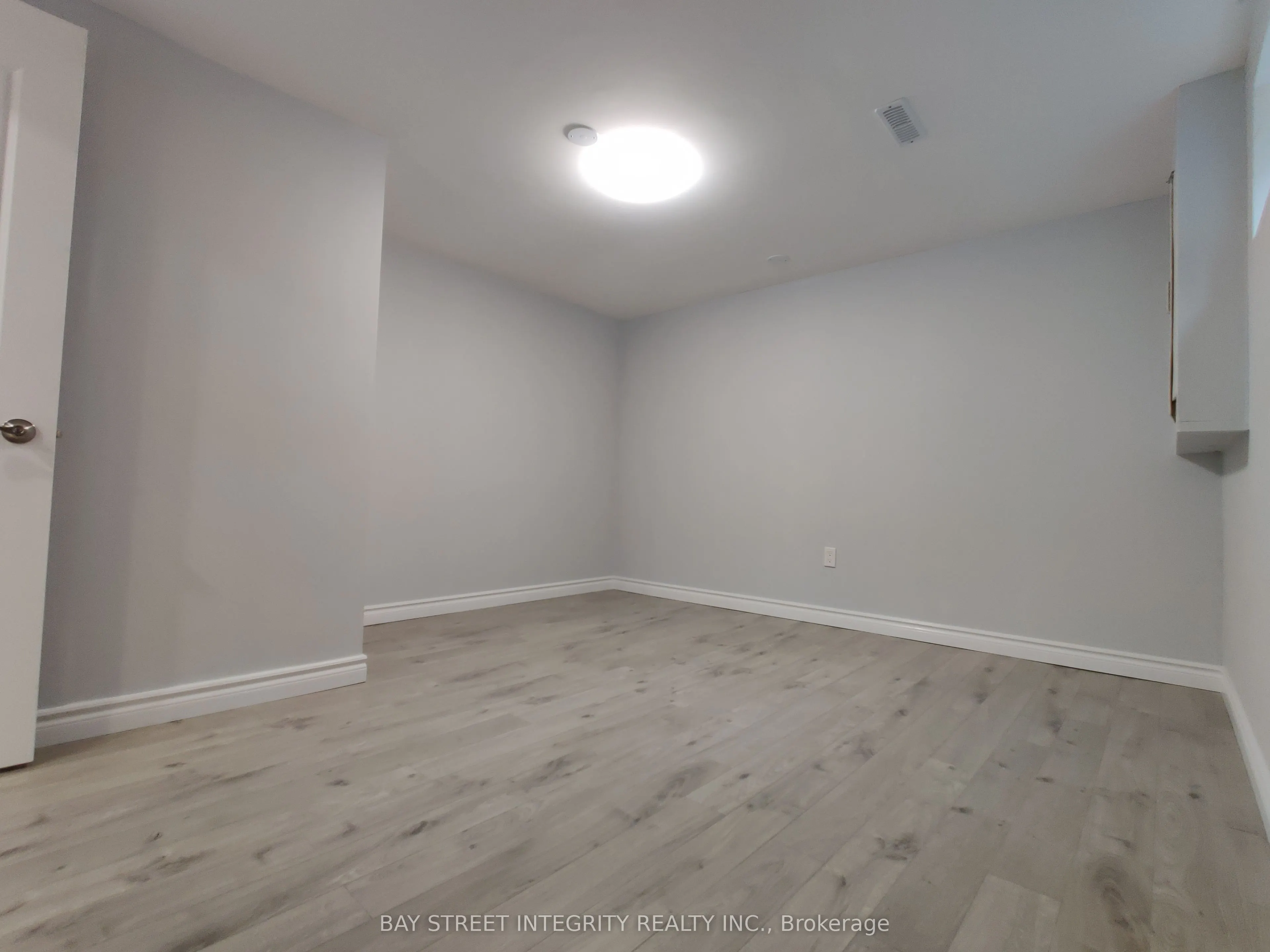 857 Blairholm Avenue, #1F&lowe