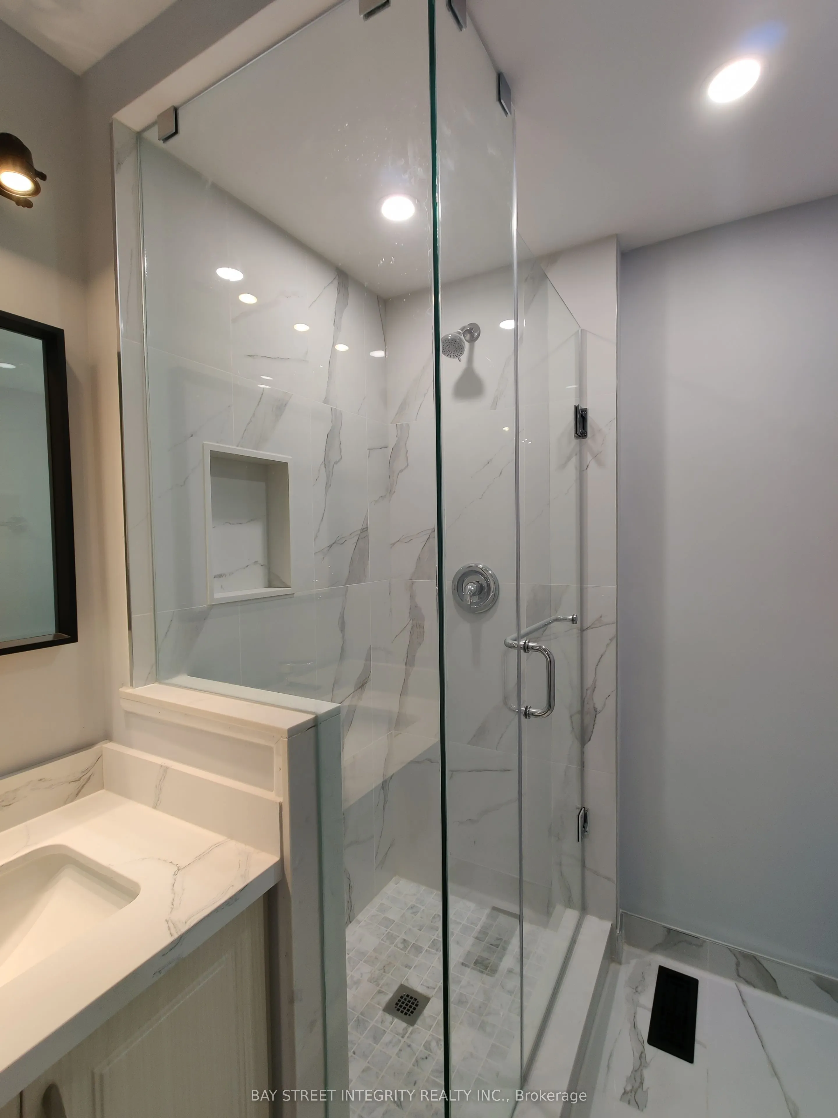857 Blairholm Avenue, #1F&lowe