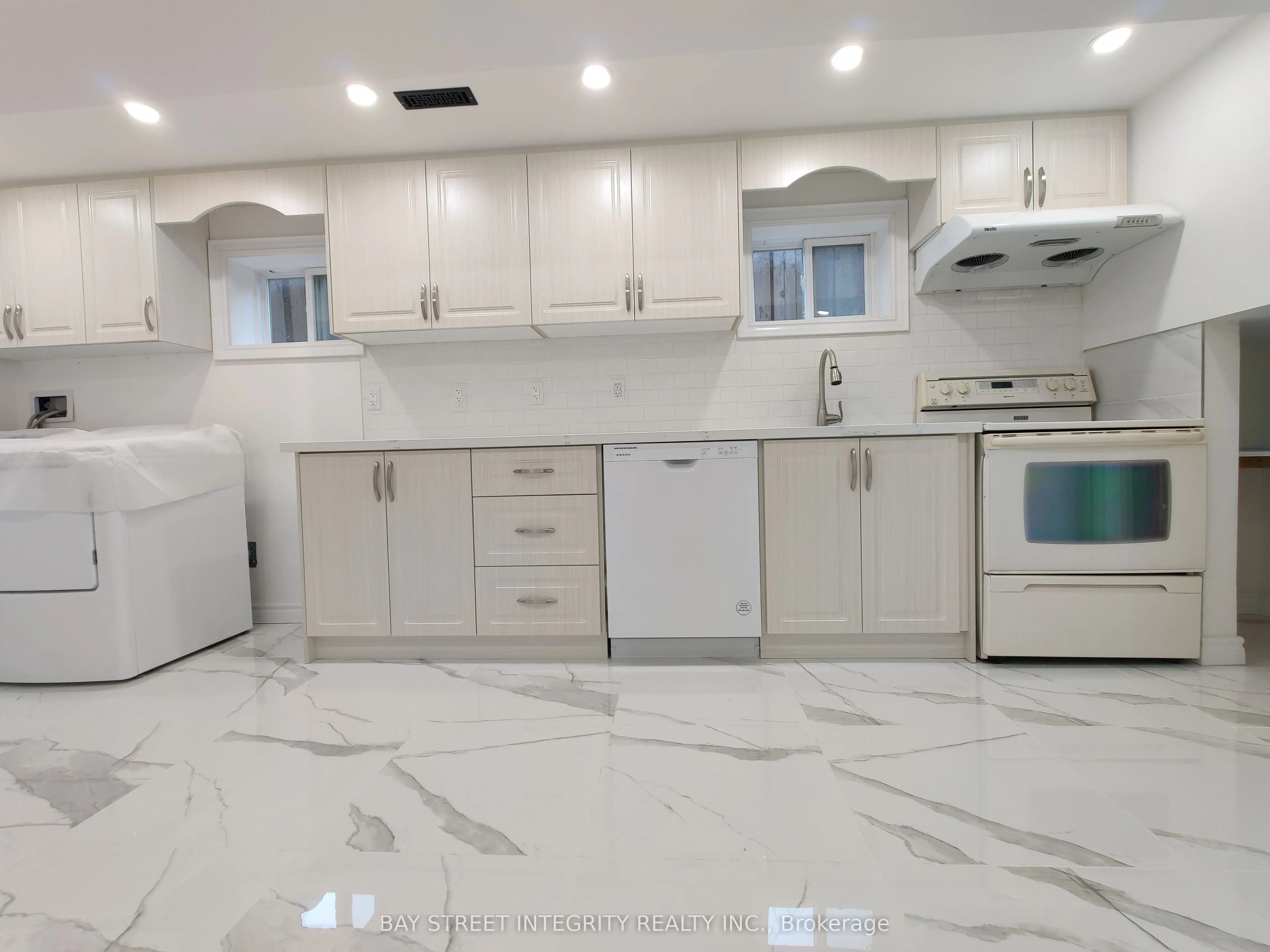 857 Blairholm Avenue, #1F&lowe