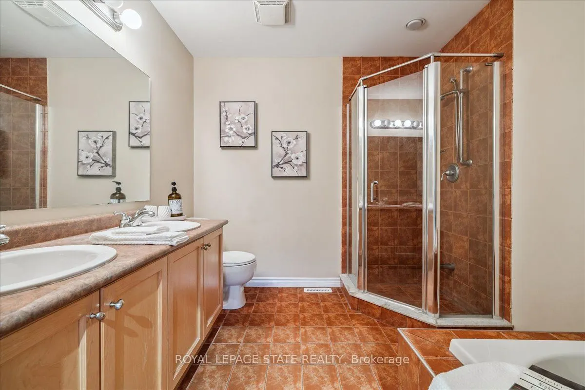 5080 Fairview Street, #72