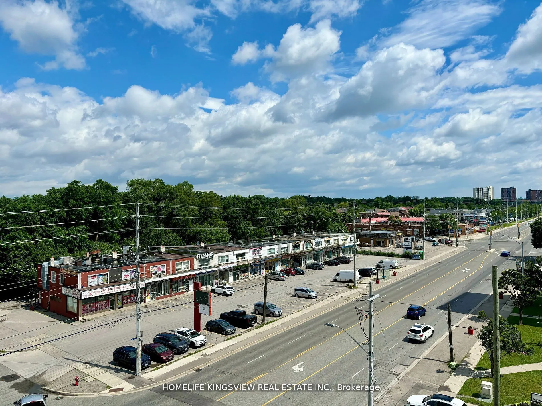 86 Dundas Street E, #522