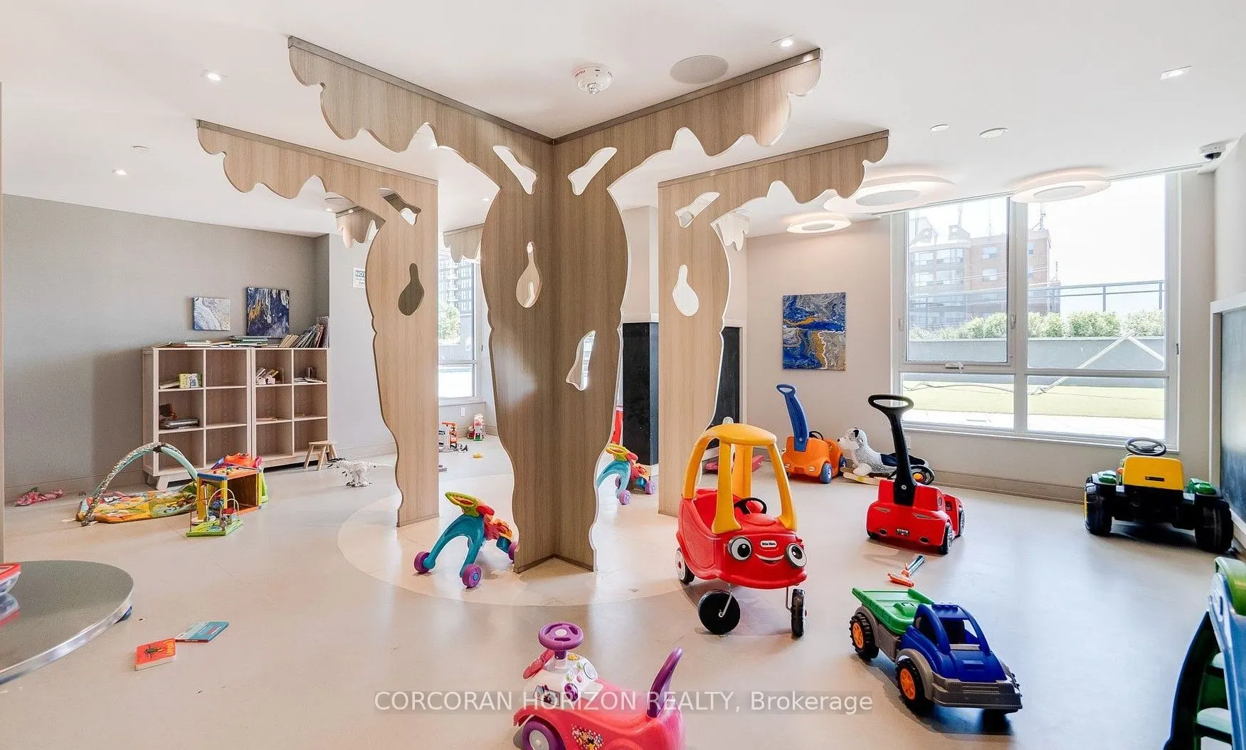 8 Nahani Way, #2020