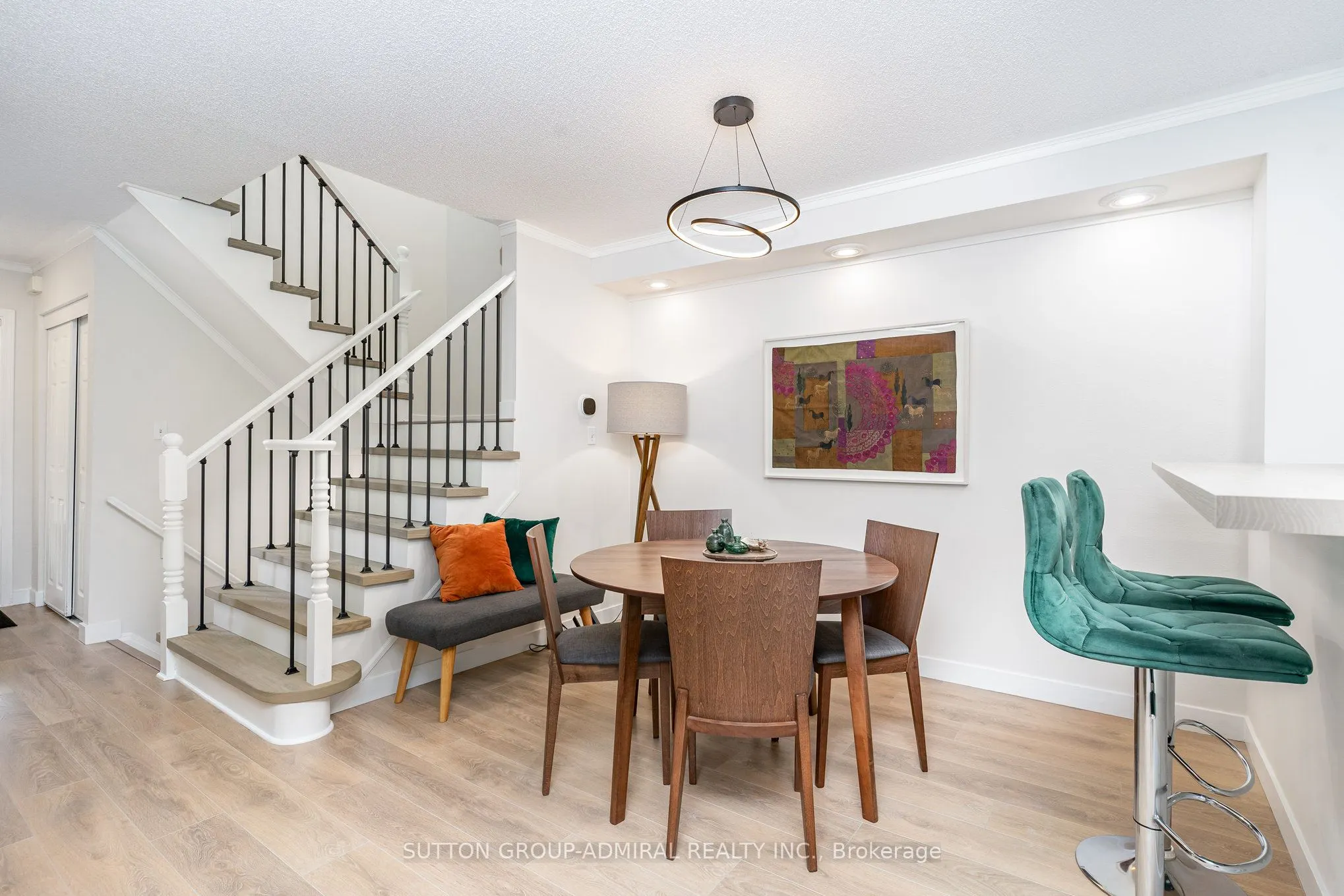 2225 Amberglen Court