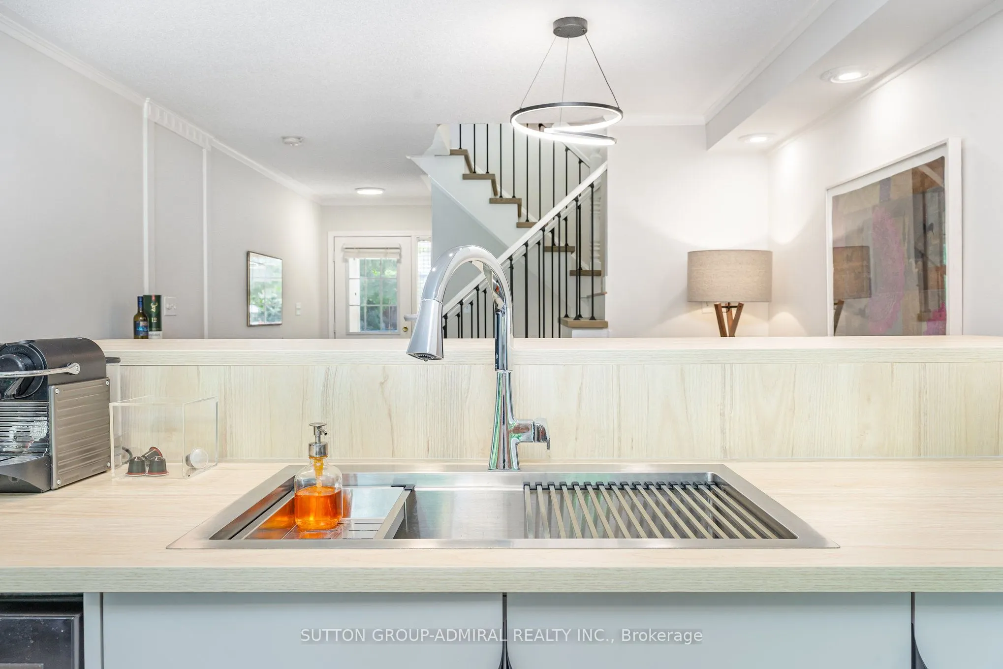 2225 Amberglen Court