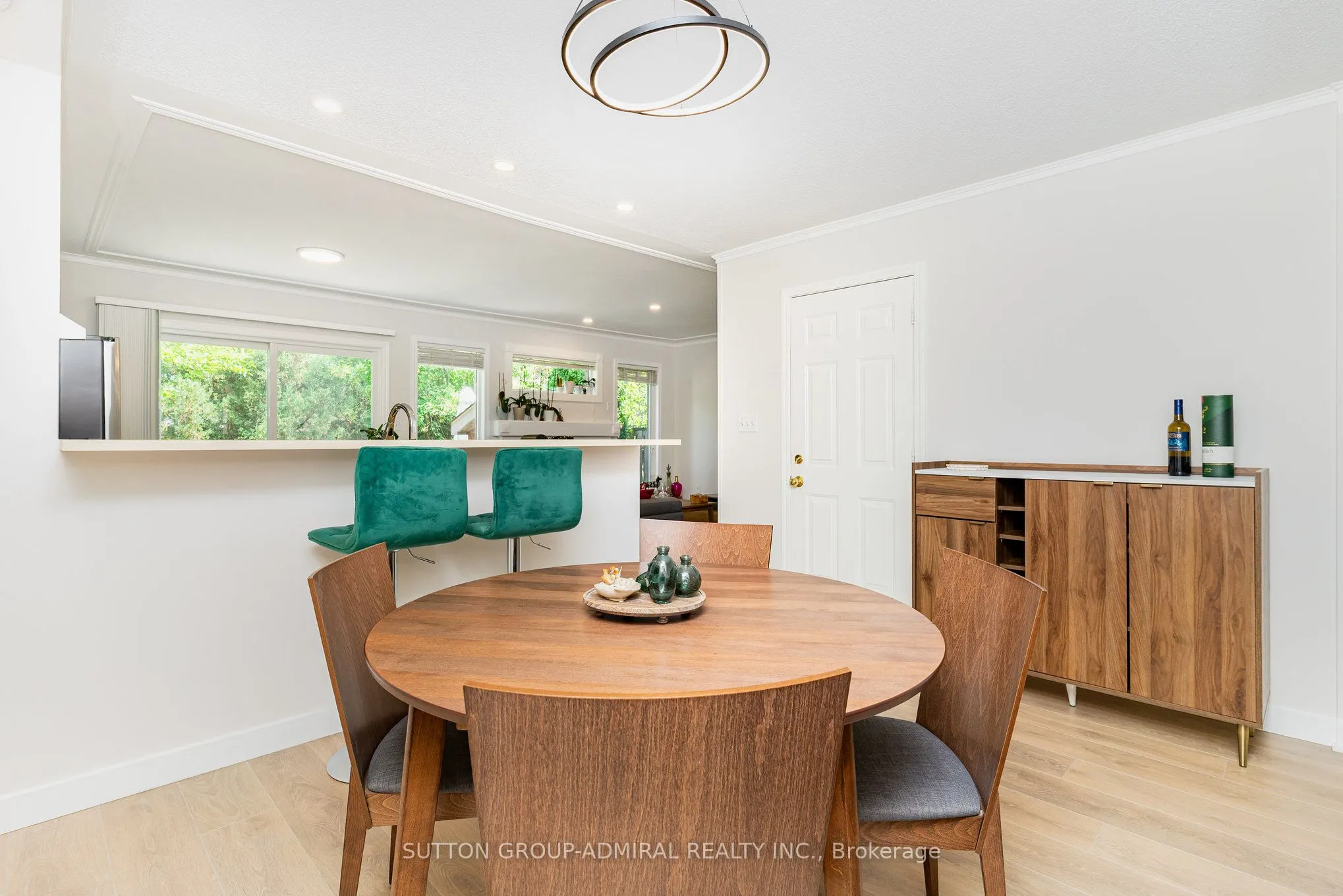 2225 Amberglen Court