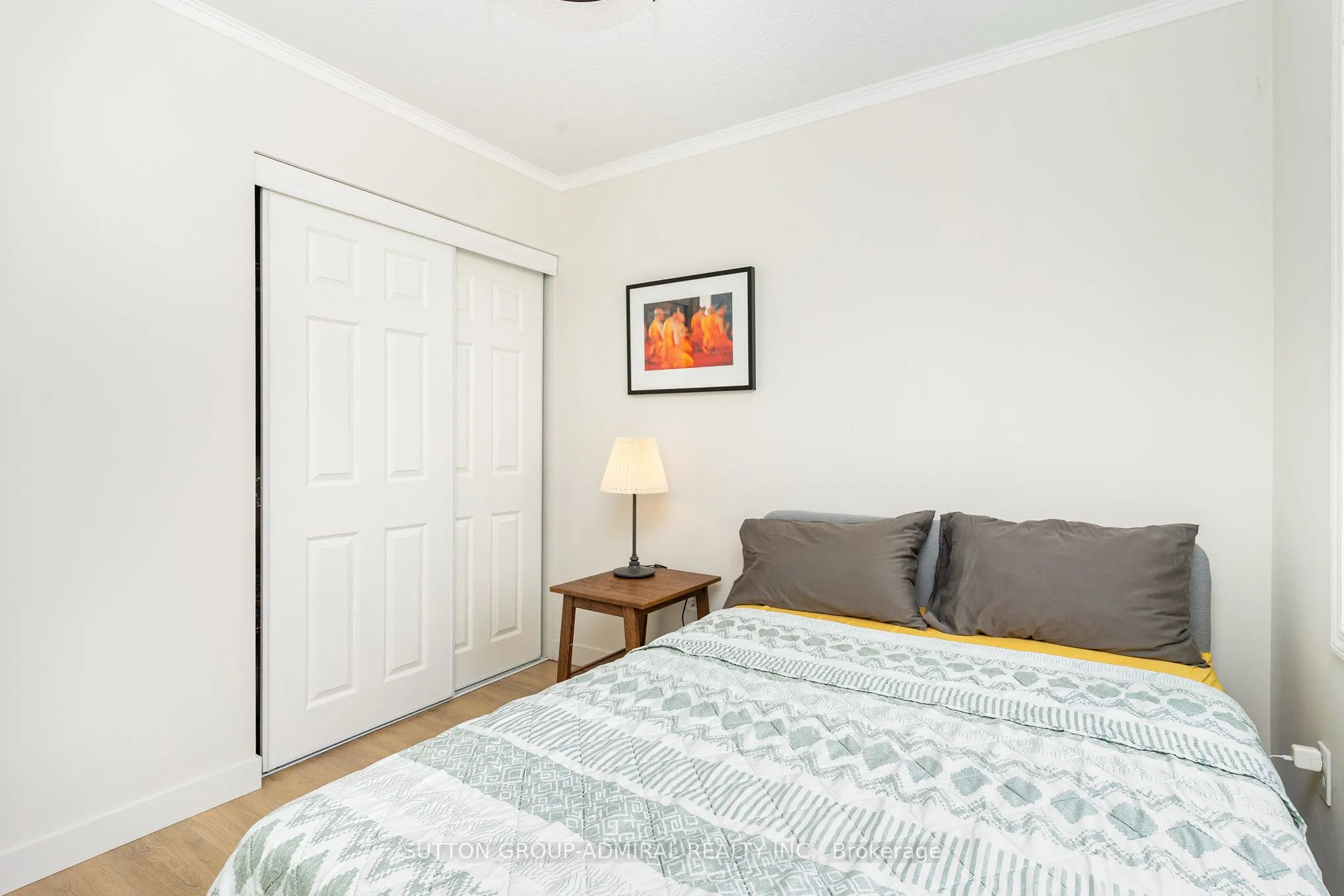 2225 Amberglen Court