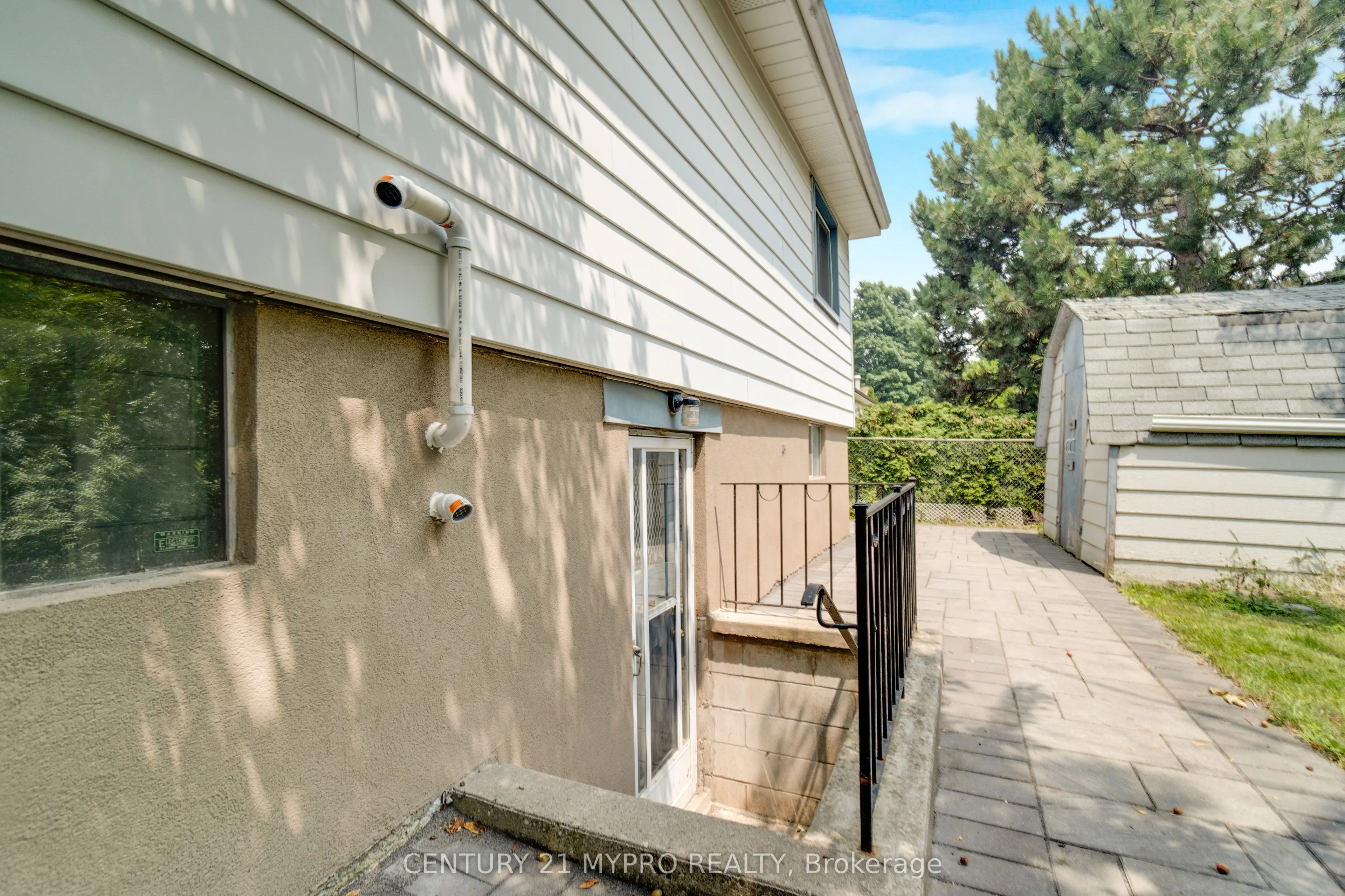1294 Forest Hill