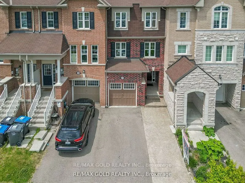 37 Baycliffe Crescent