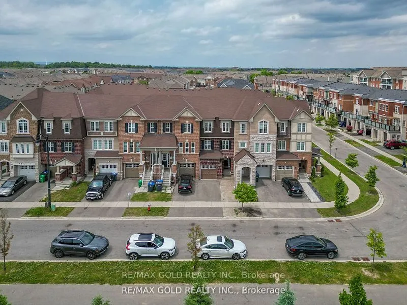 37 Baycliffe Crescent