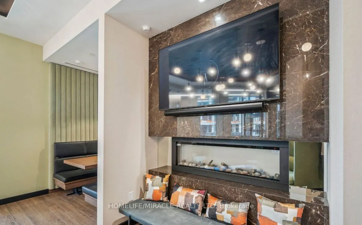 2501 Saw Whet Boulevard, #453