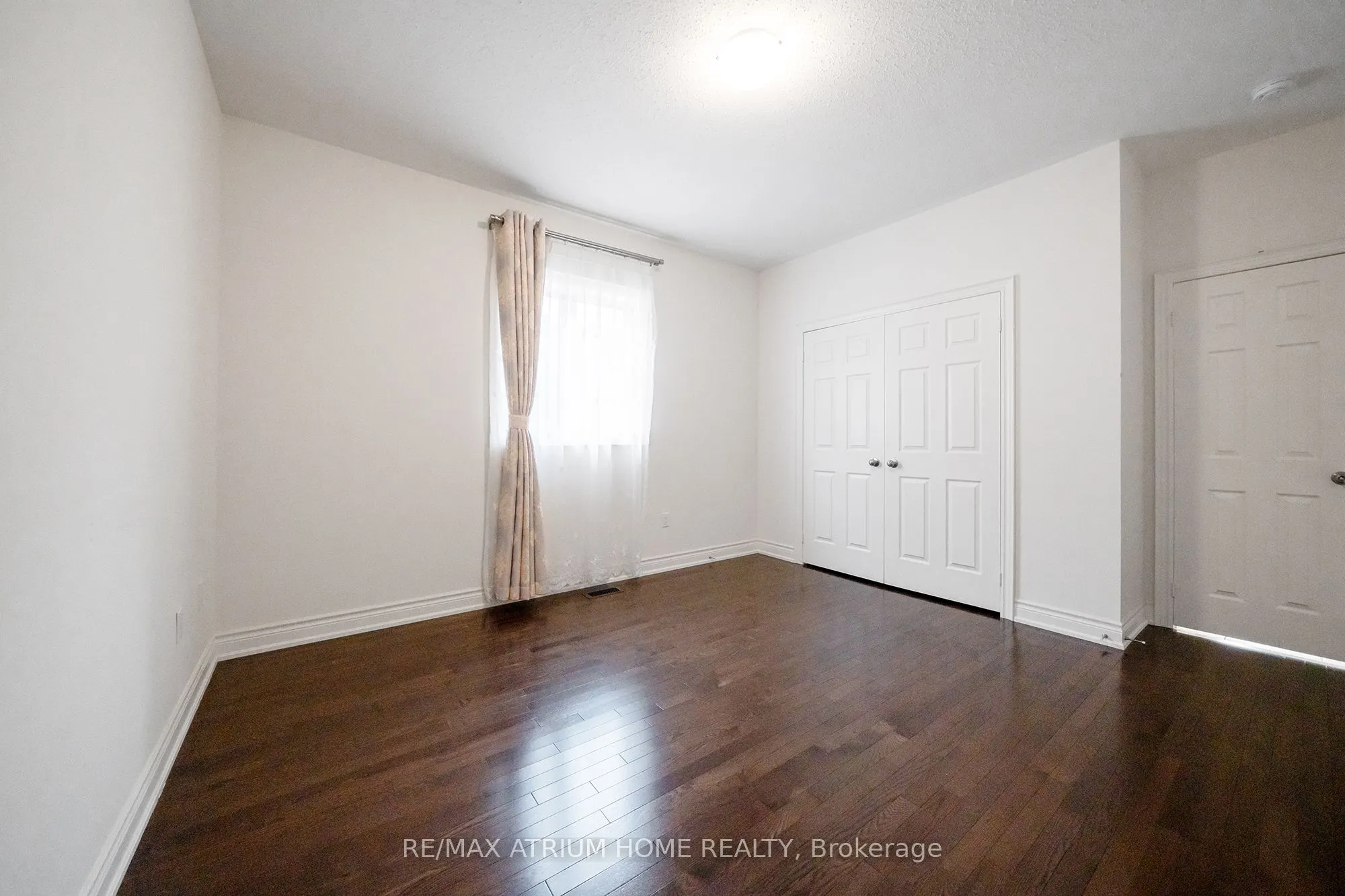 3320 Meadow Marsh Crescent