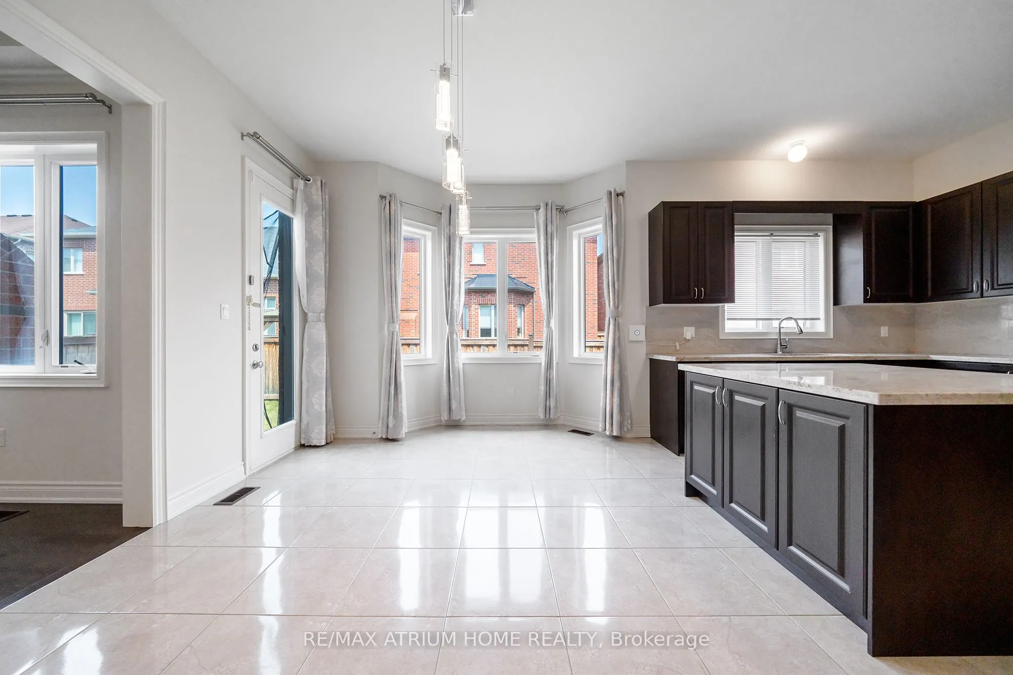 3320 Meadow Marsh Crescent