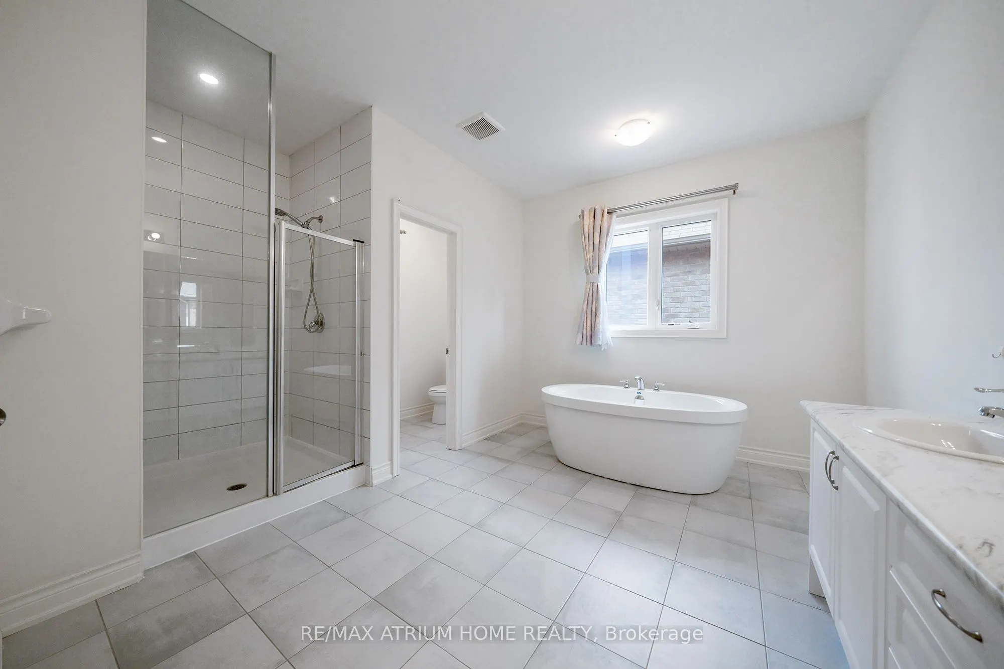 3320 Meadow Marsh Crescent
