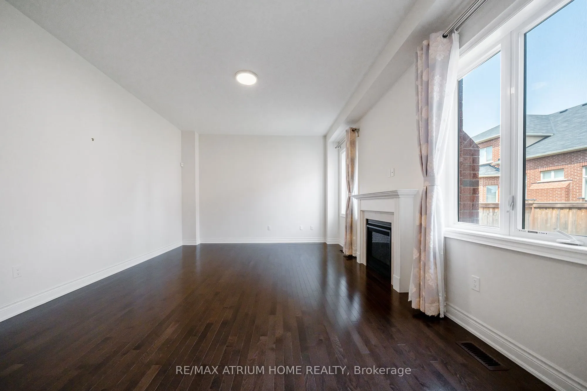 3320 Meadow Marsh Crescent