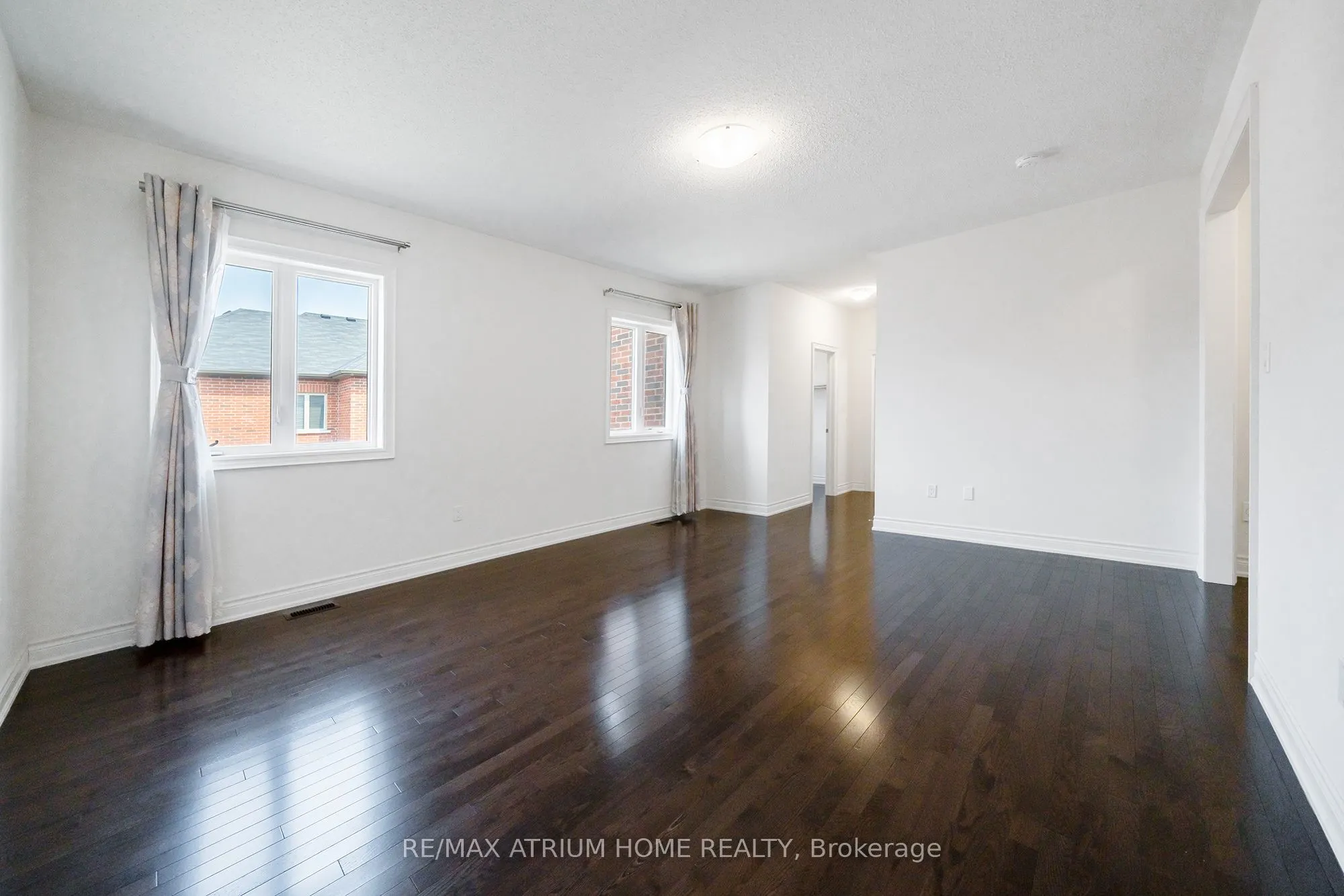 3320 Meadow Marsh Crescent