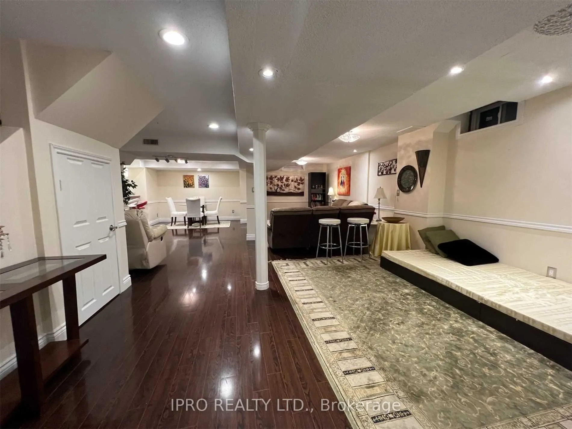 6336 Culmore Crescent, #Bsmt