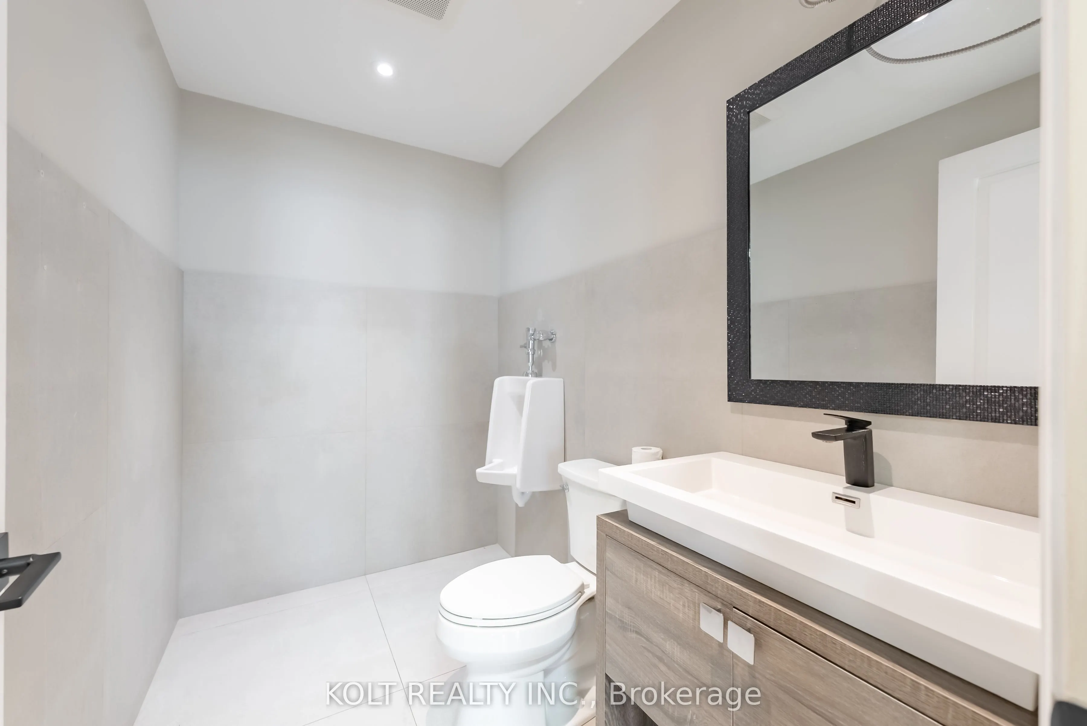 67 Westmore Drive, #5-6