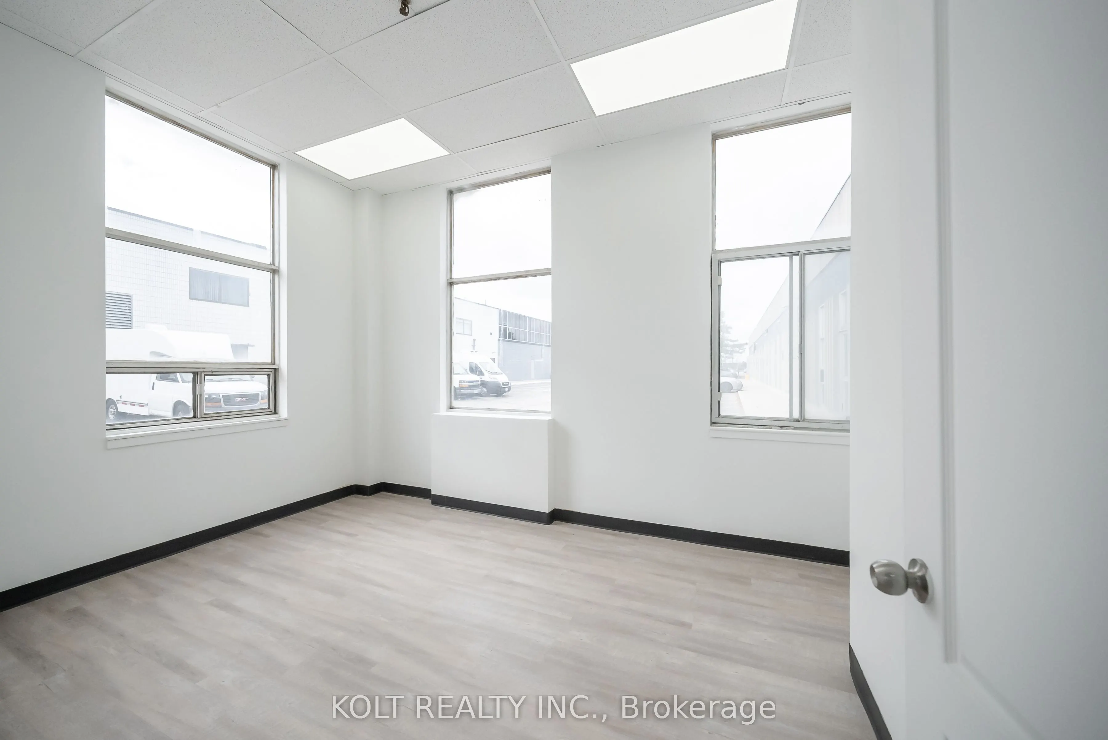 69 Westmore Drive, #9-10