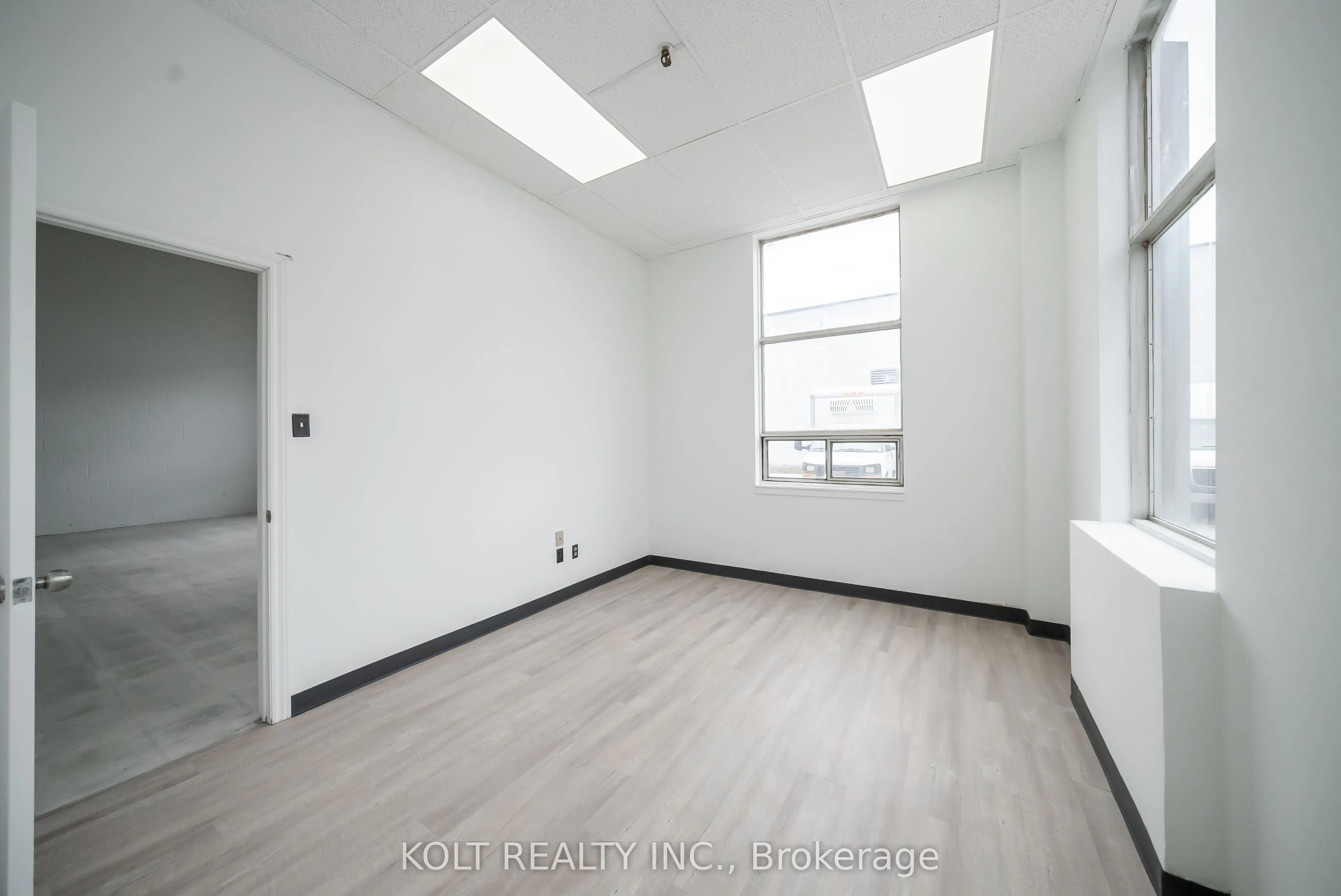 69 Westmore Drive, #9-10