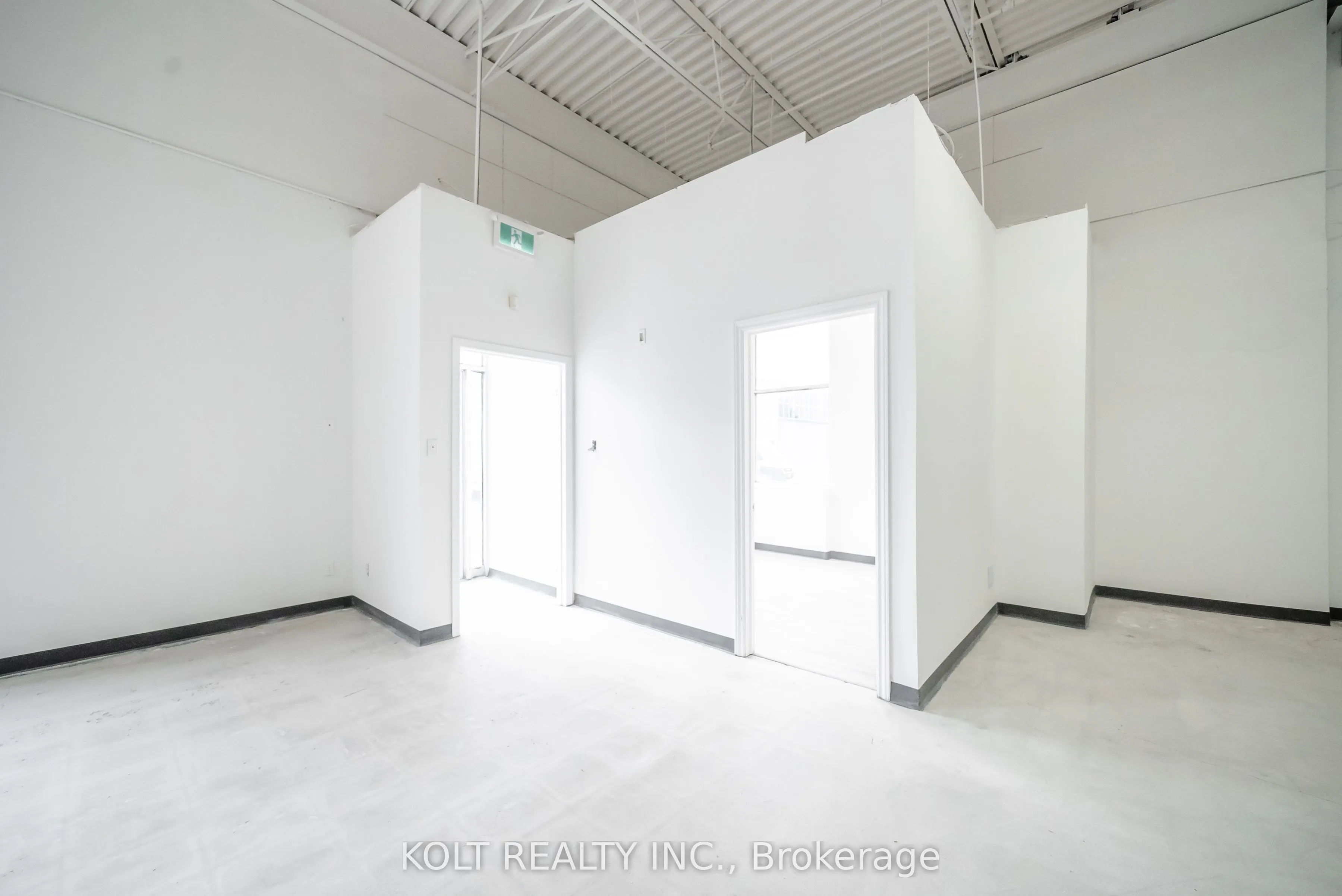 69 Westmore Drive, #9-10