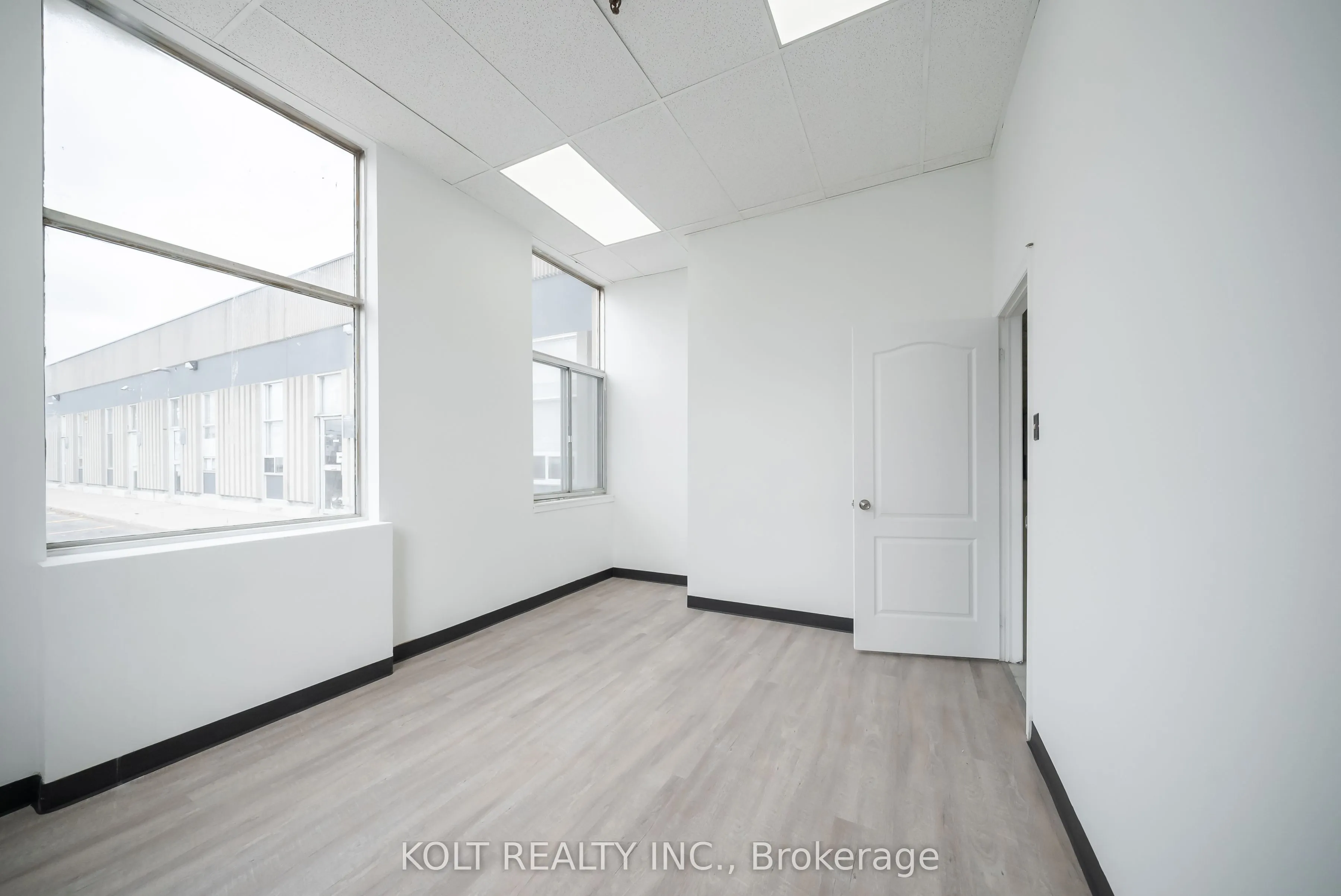 69 Westmore Drive, #9-10