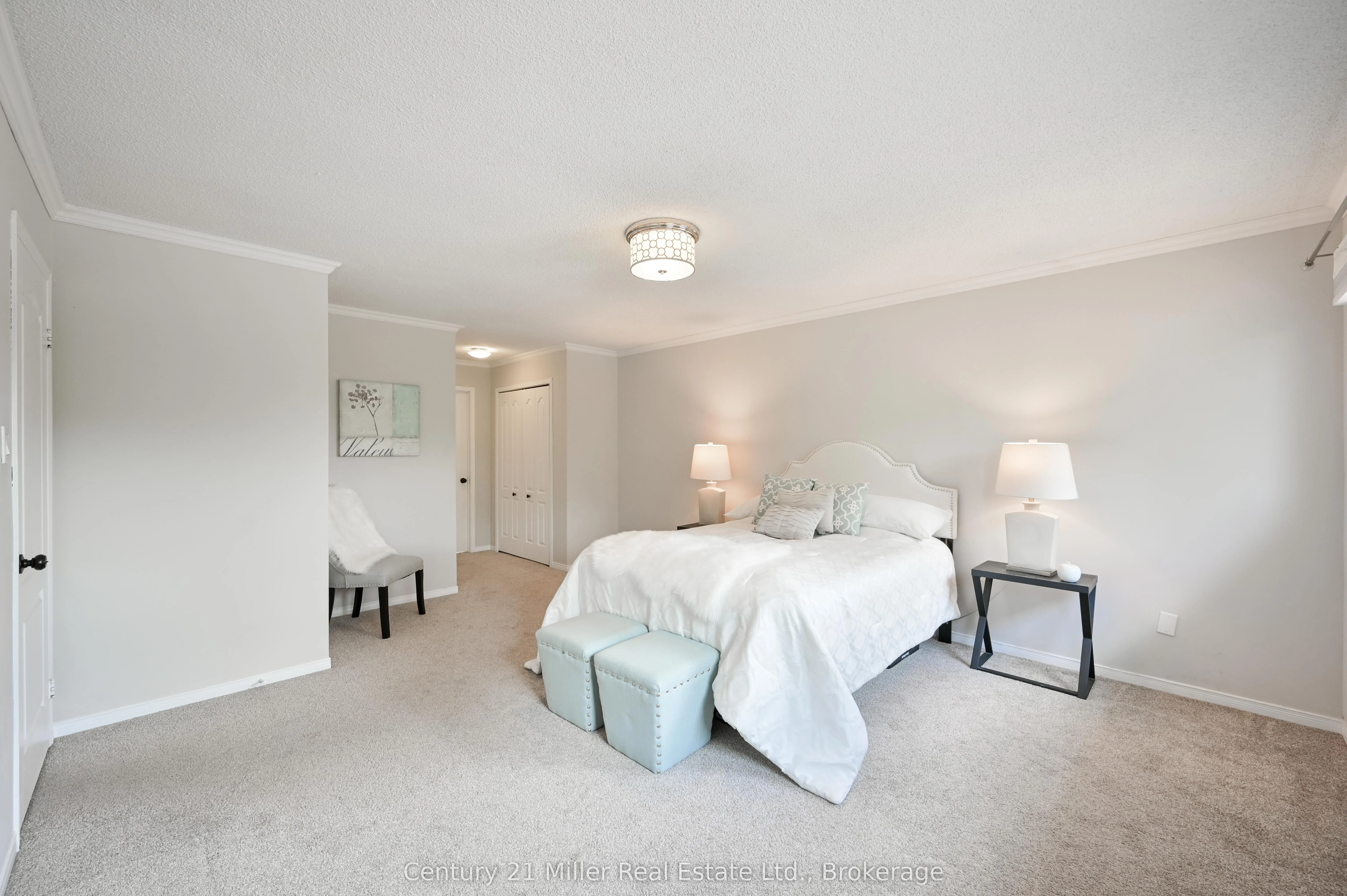 3077 Swansea Drive