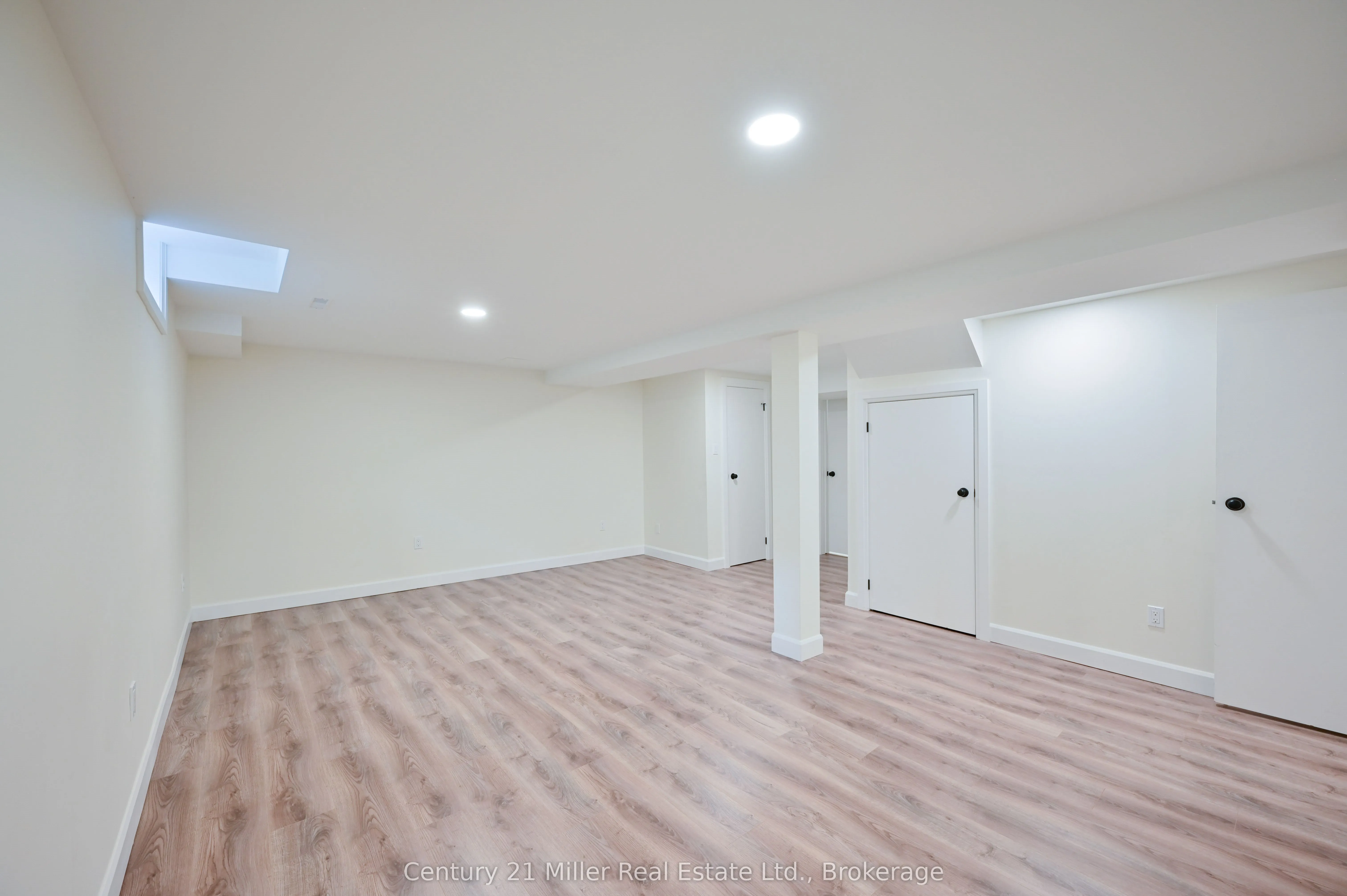 3077 Swansea Drive