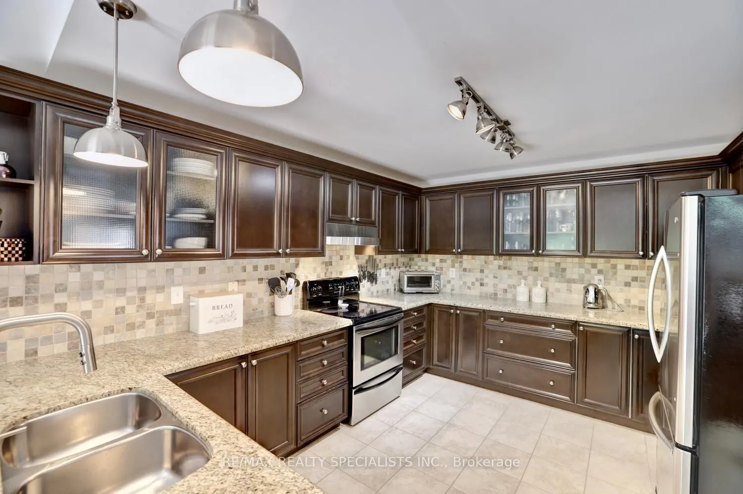 3837 Quiet Creek Drive