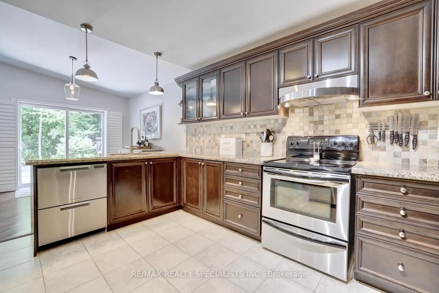 3837 Quiet Creek Drive