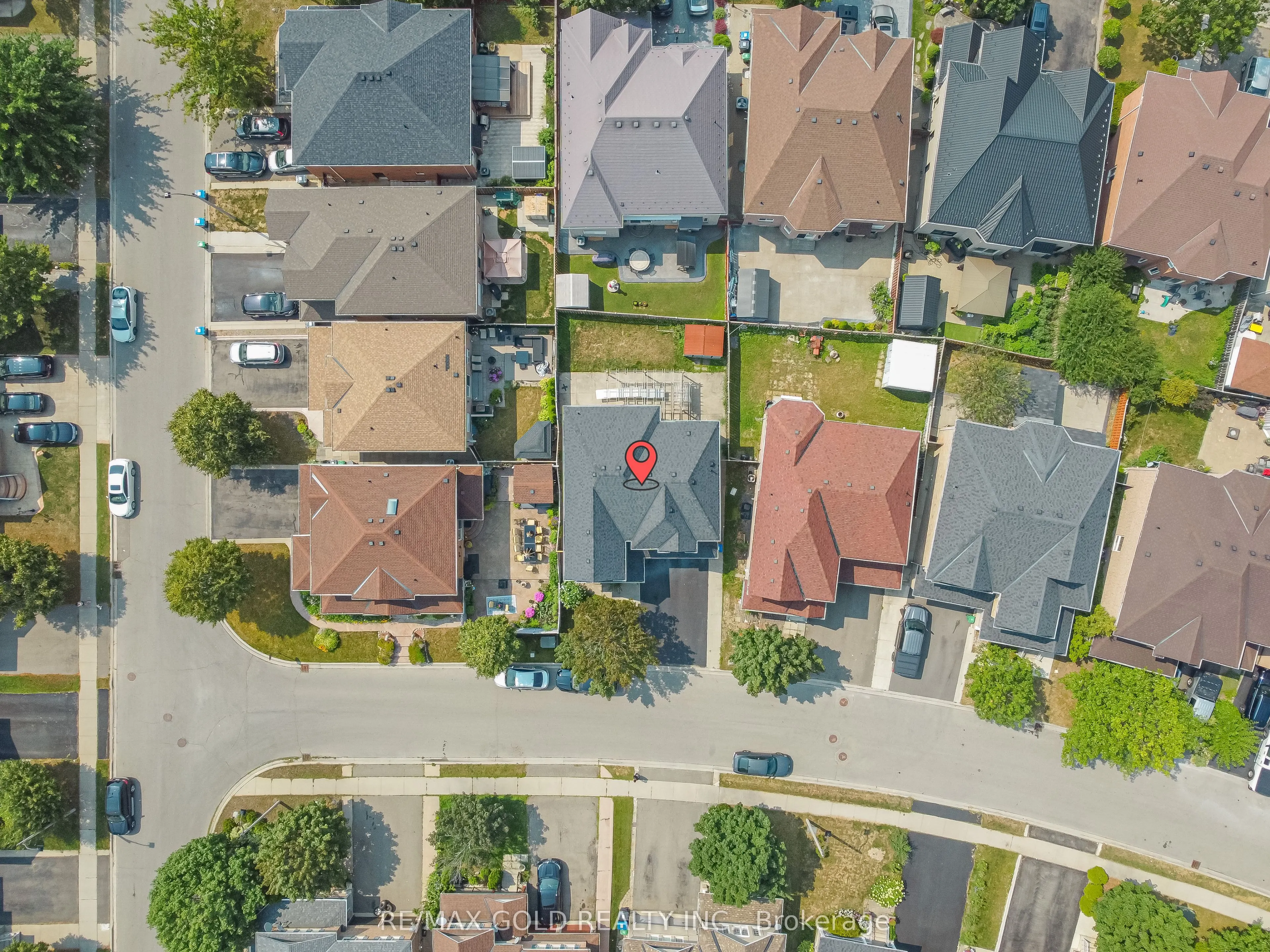 63 Hiberton Crescent