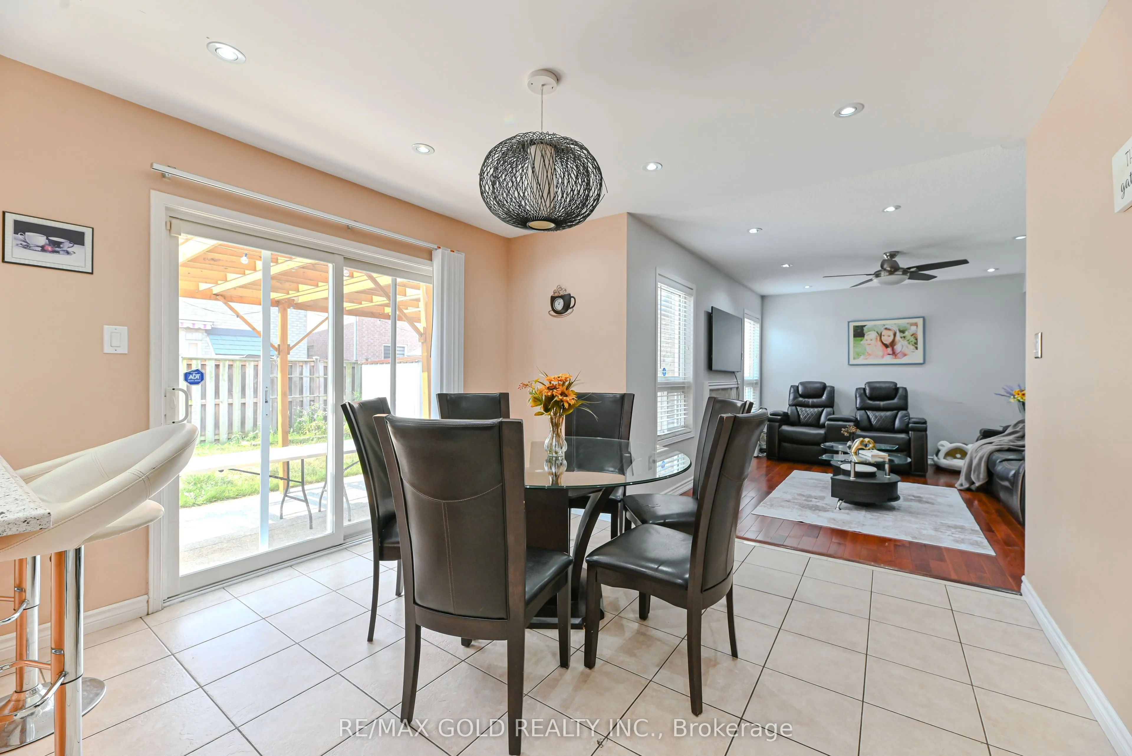 63 Hiberton Crescent