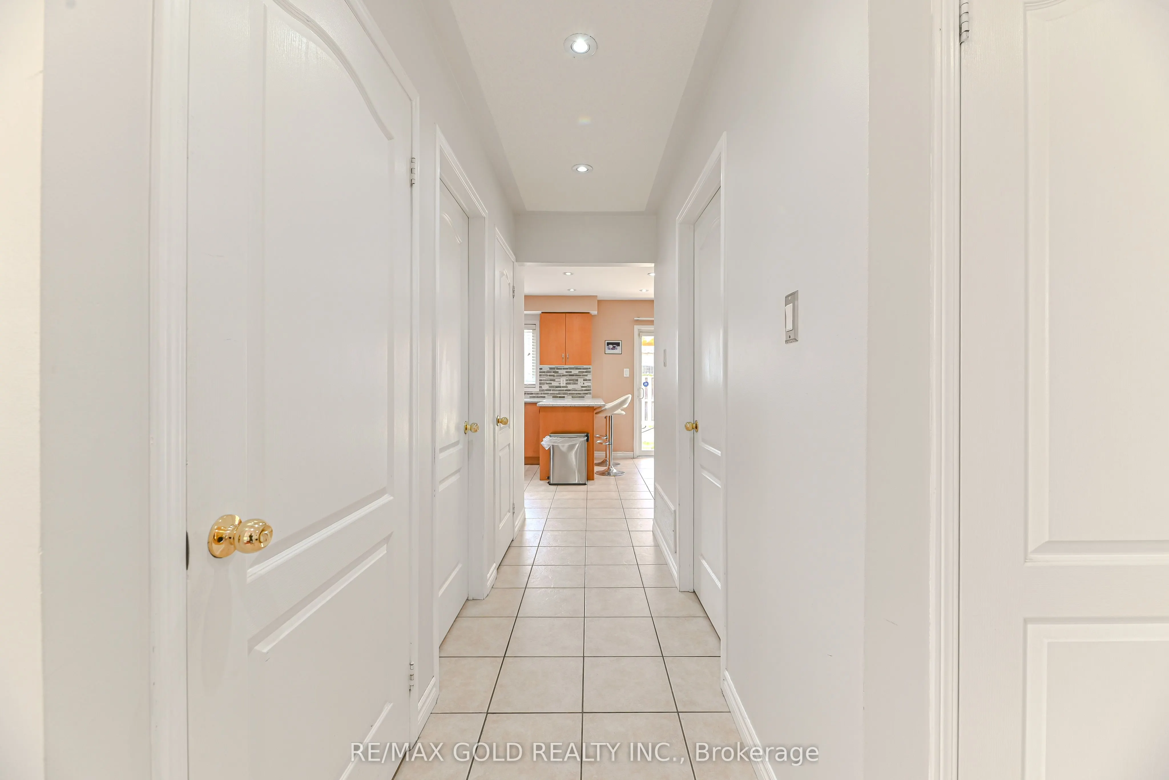 63 Hiberton Crescent