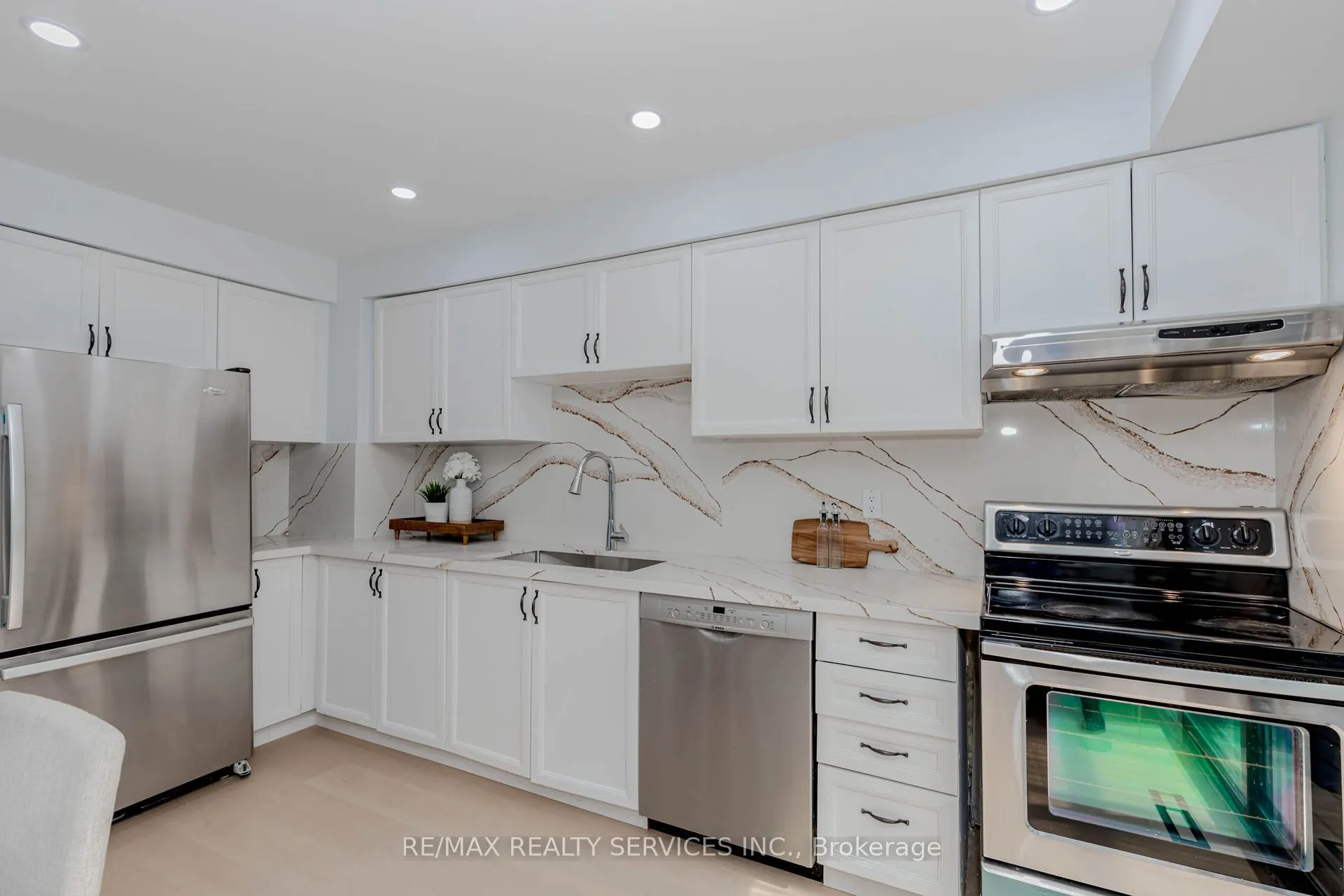 152 Blackfoot Trail