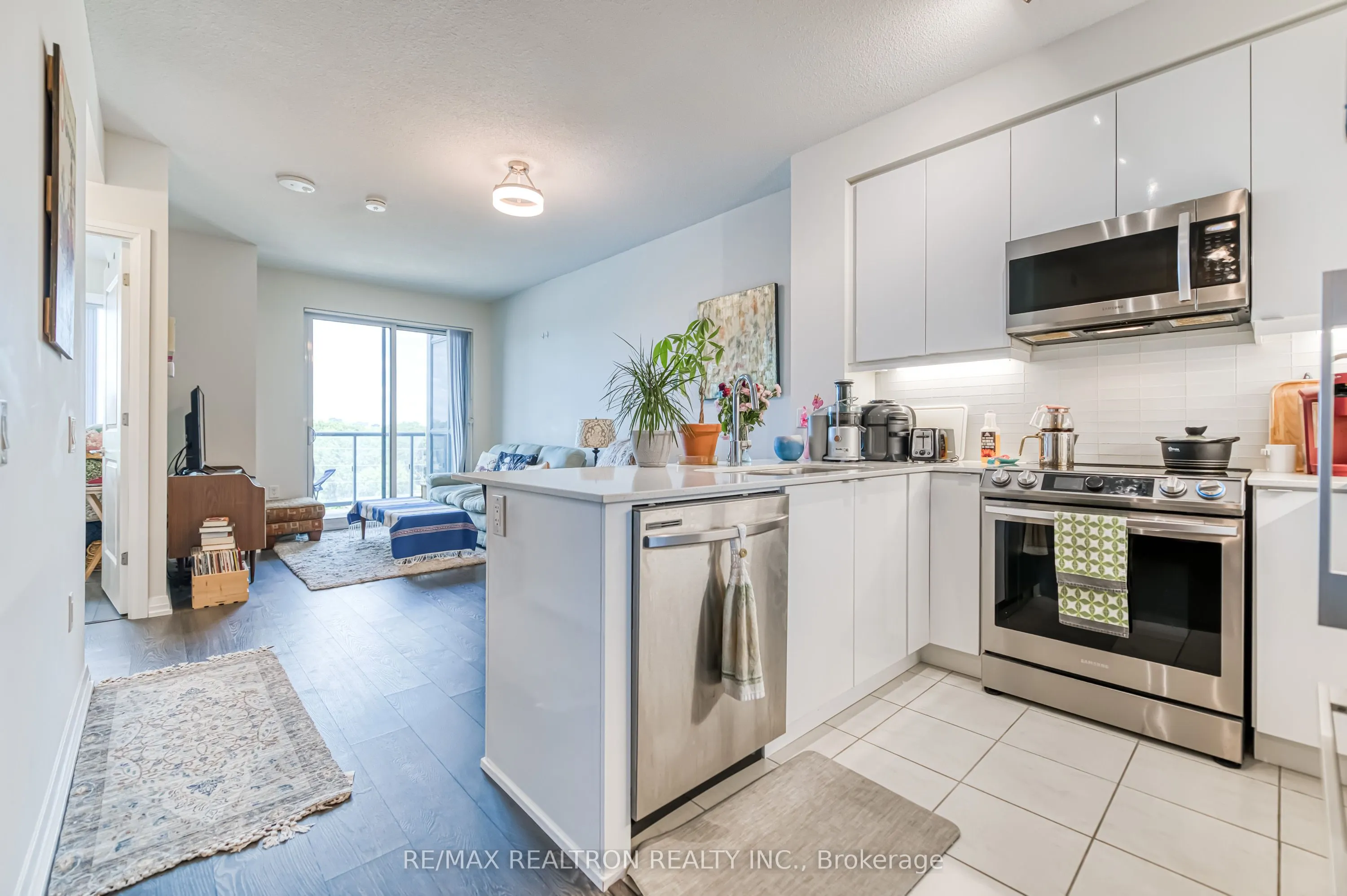 50 Thomas Riley Road, #515