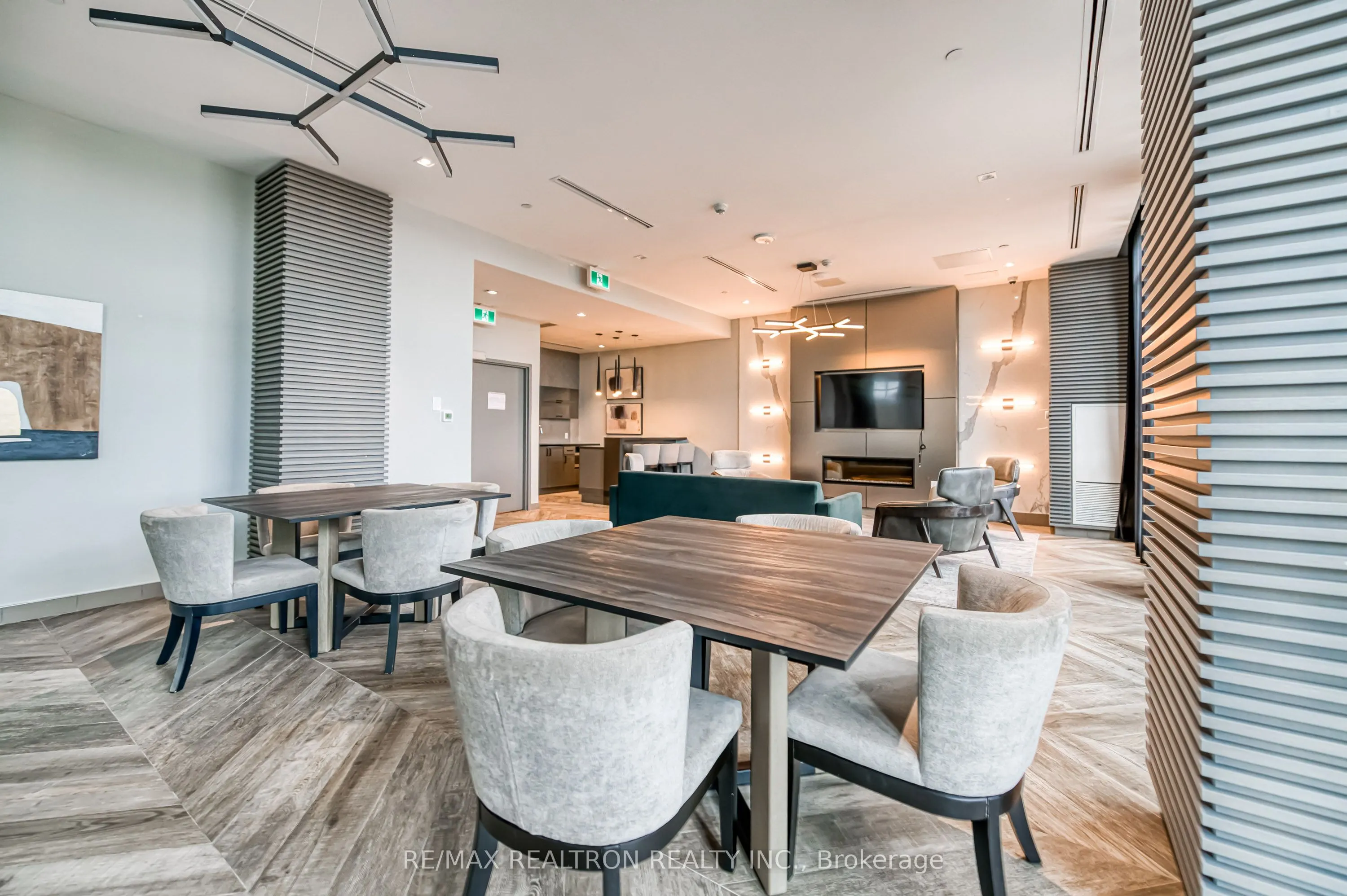 50 Thomas Riley Road, #515