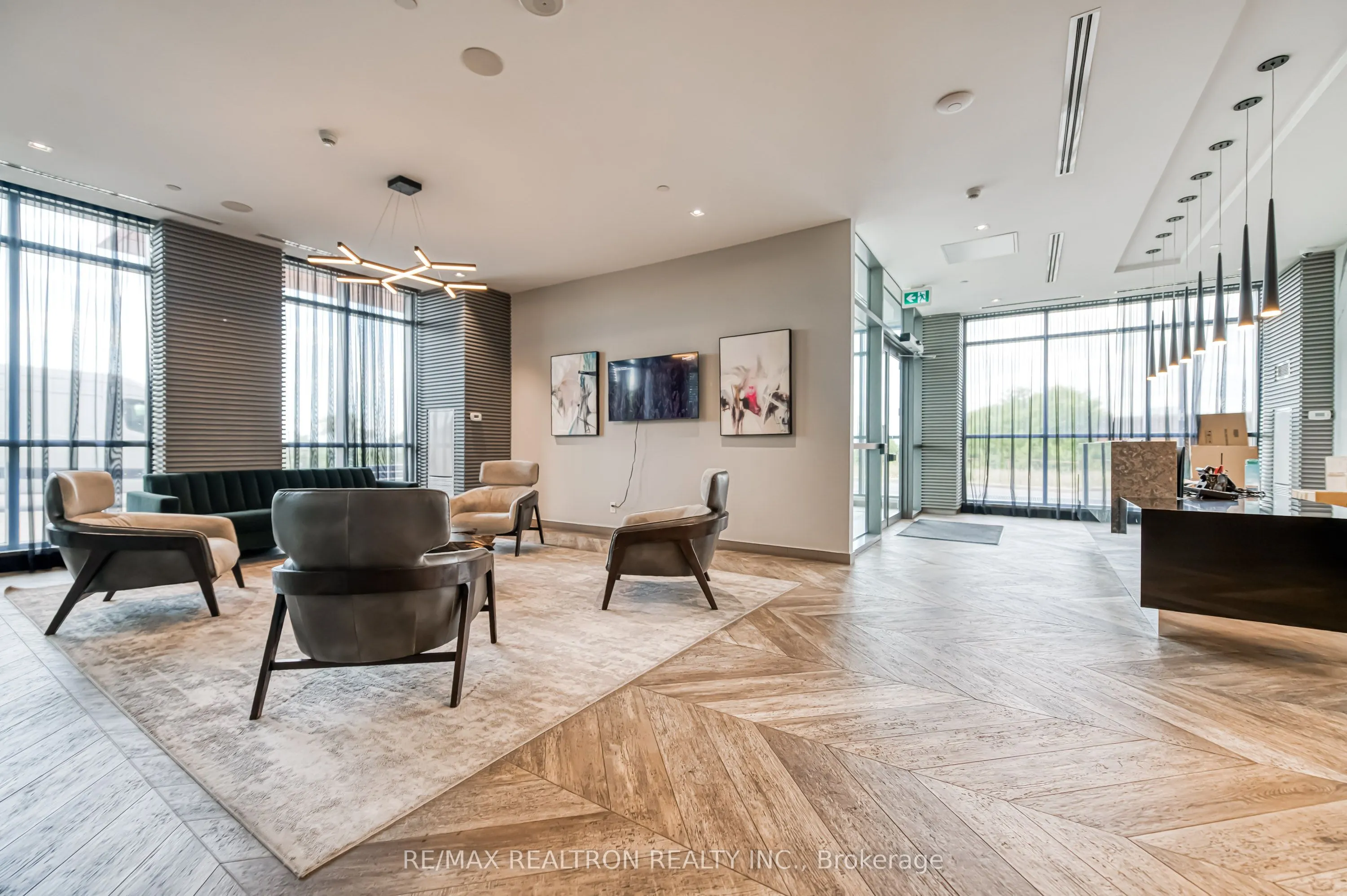 50 Thomas Riley Road, #515