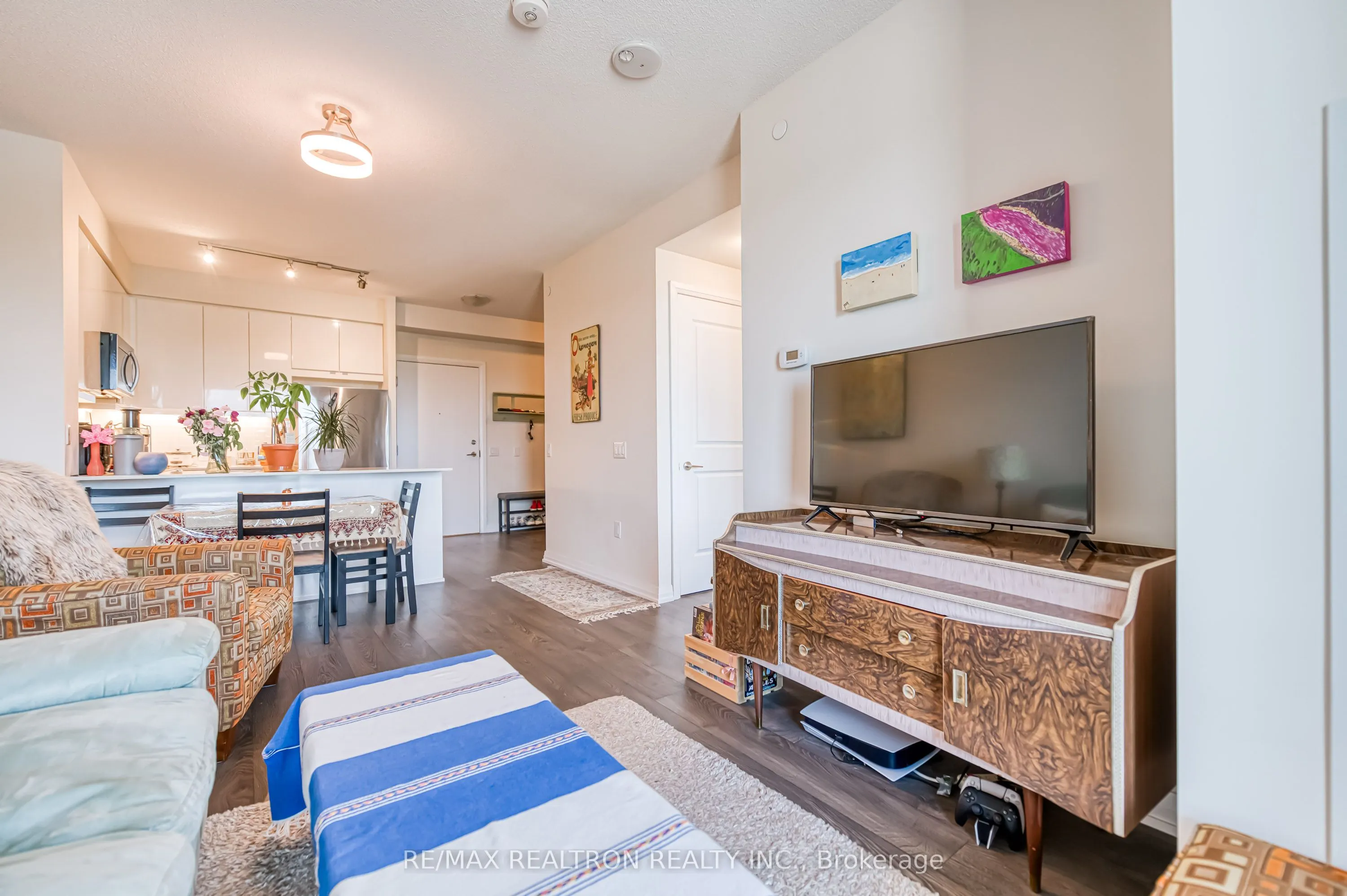 50 Thomas Riley Road, #515