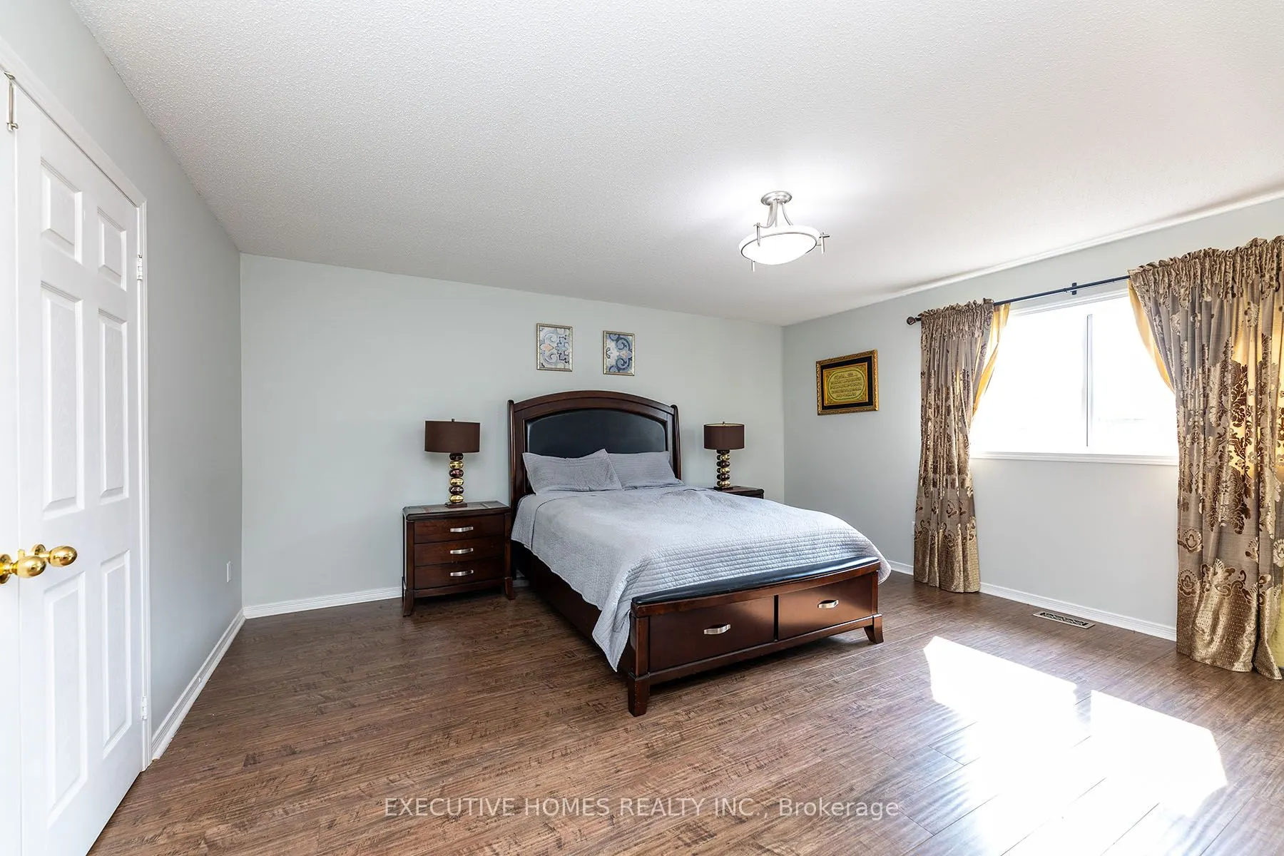 416 Hobbs Crescent