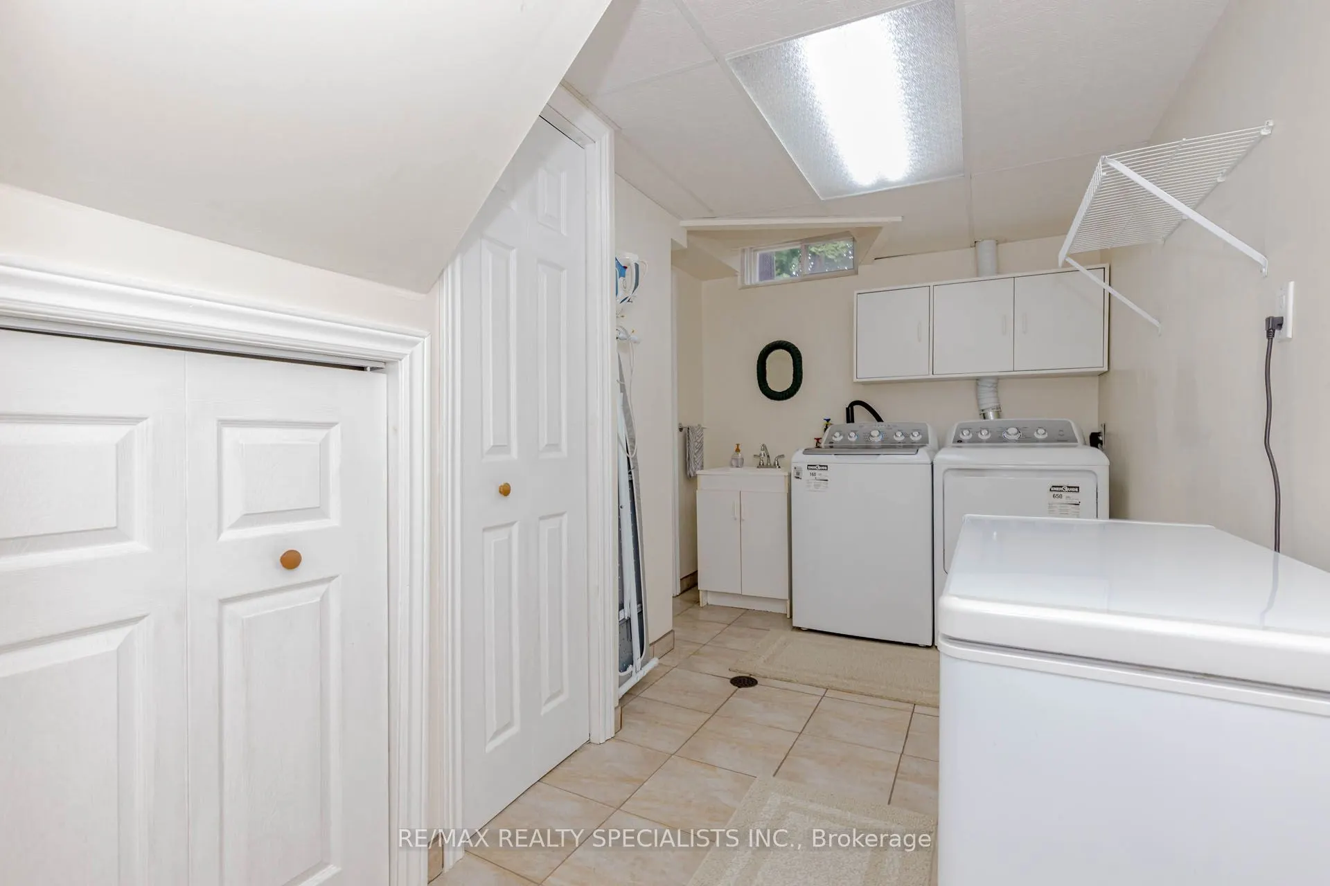 3150 Cantelon Crescent