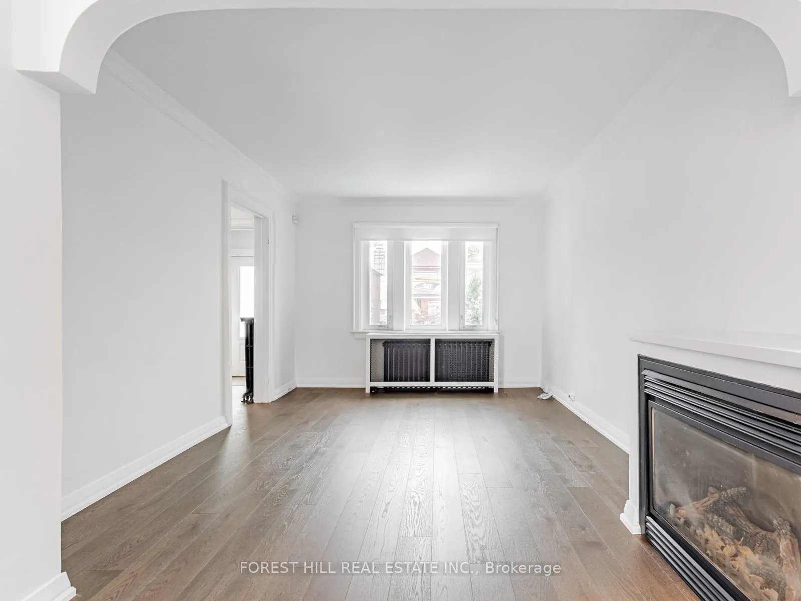 123 Bowie Avenue