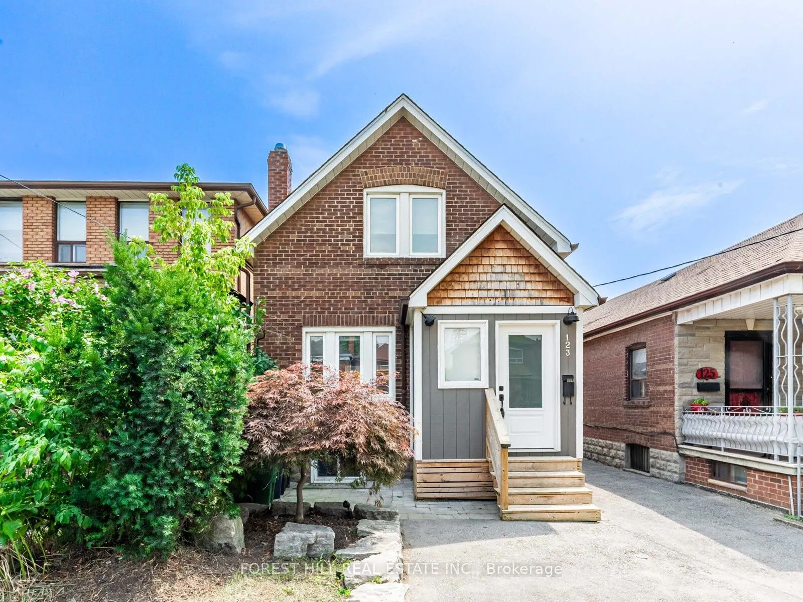 123 Bowie Avenue