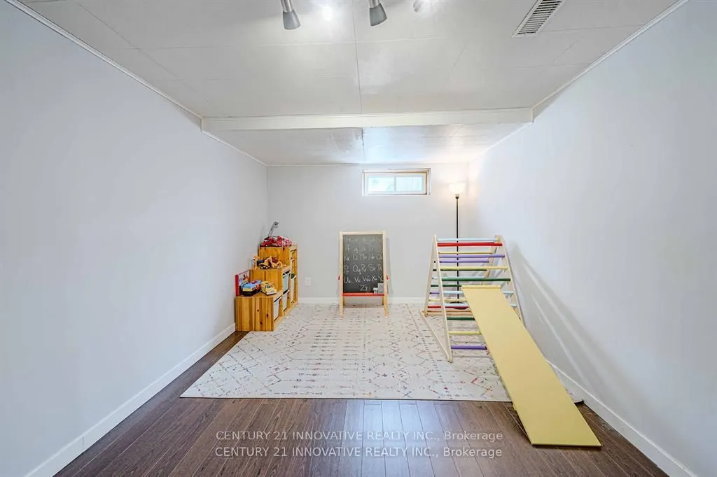 1534 Westminster Place, #-