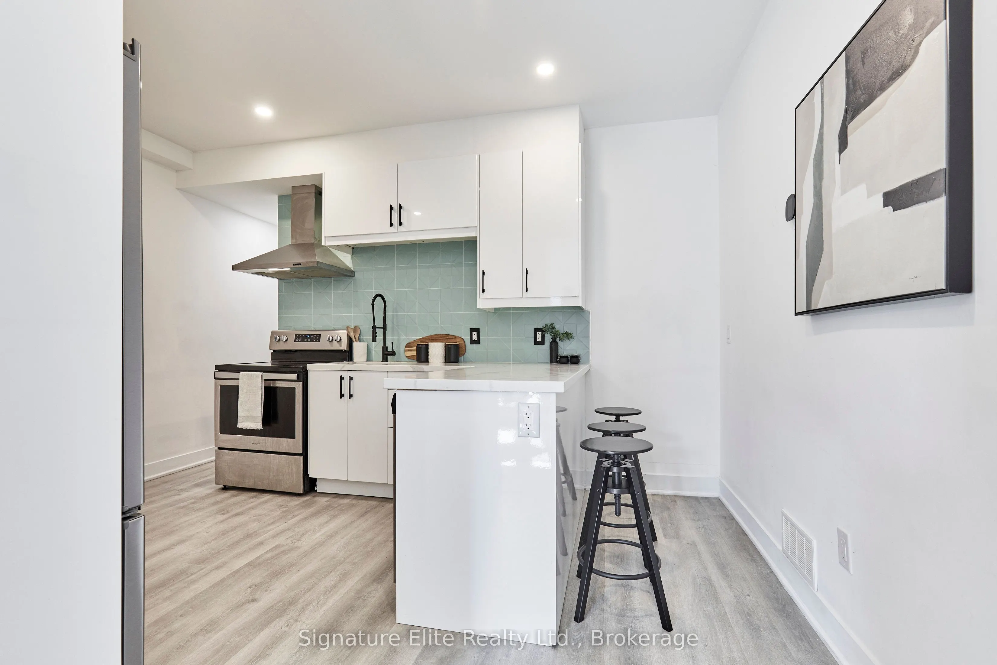 154 Mulock Avenue