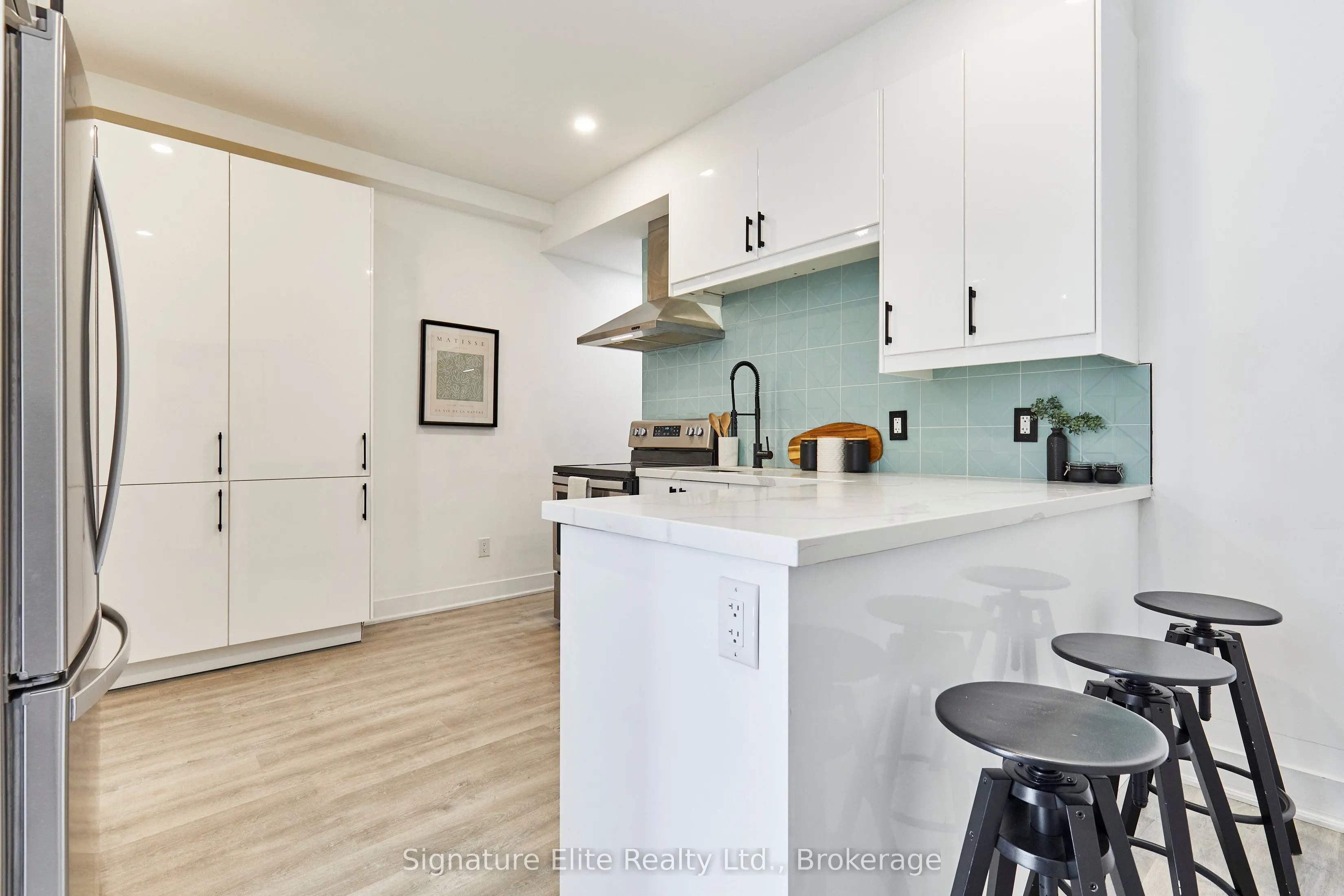 154 Mulock Avenue