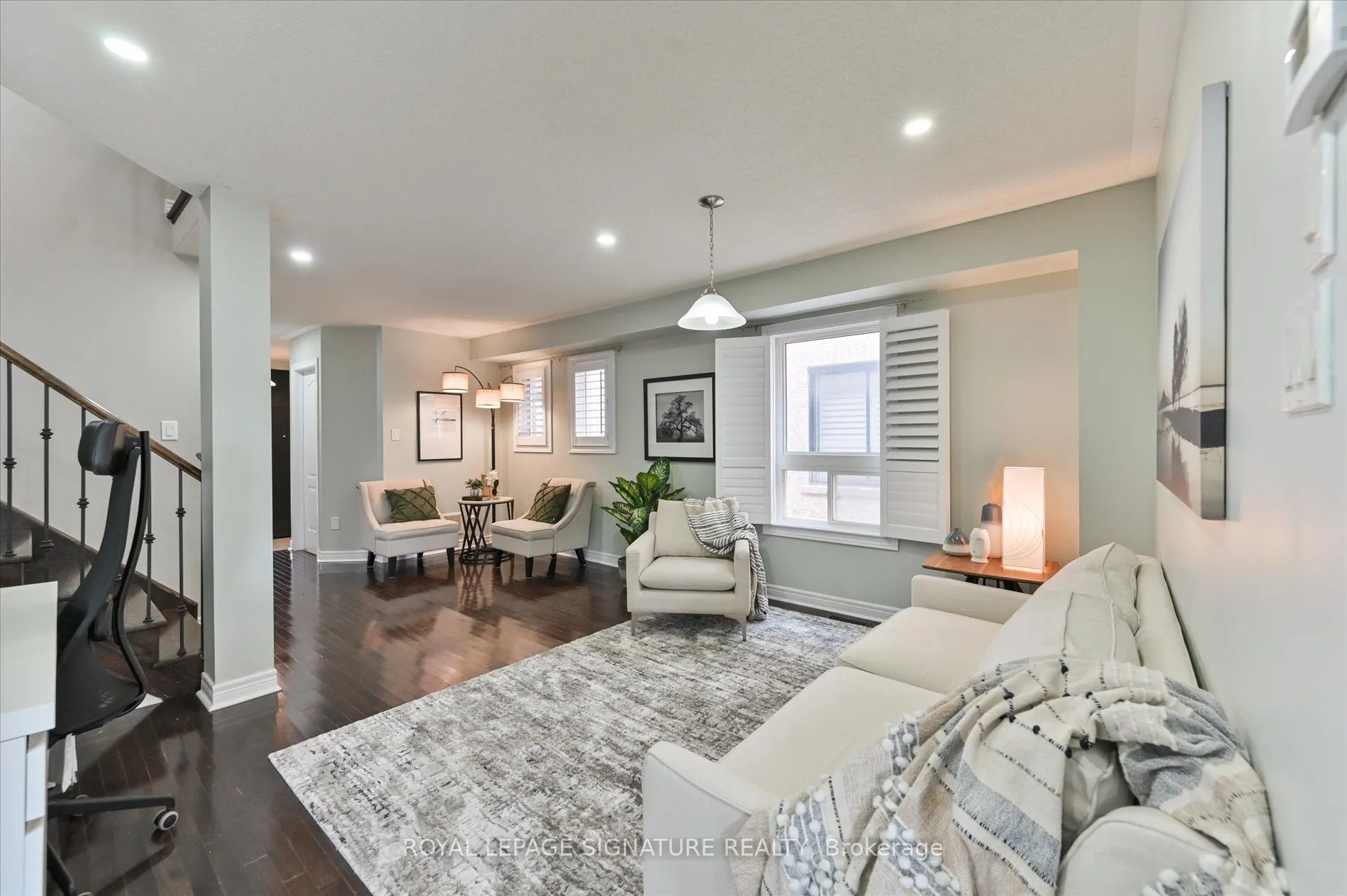 5 Thornbush Boulevard