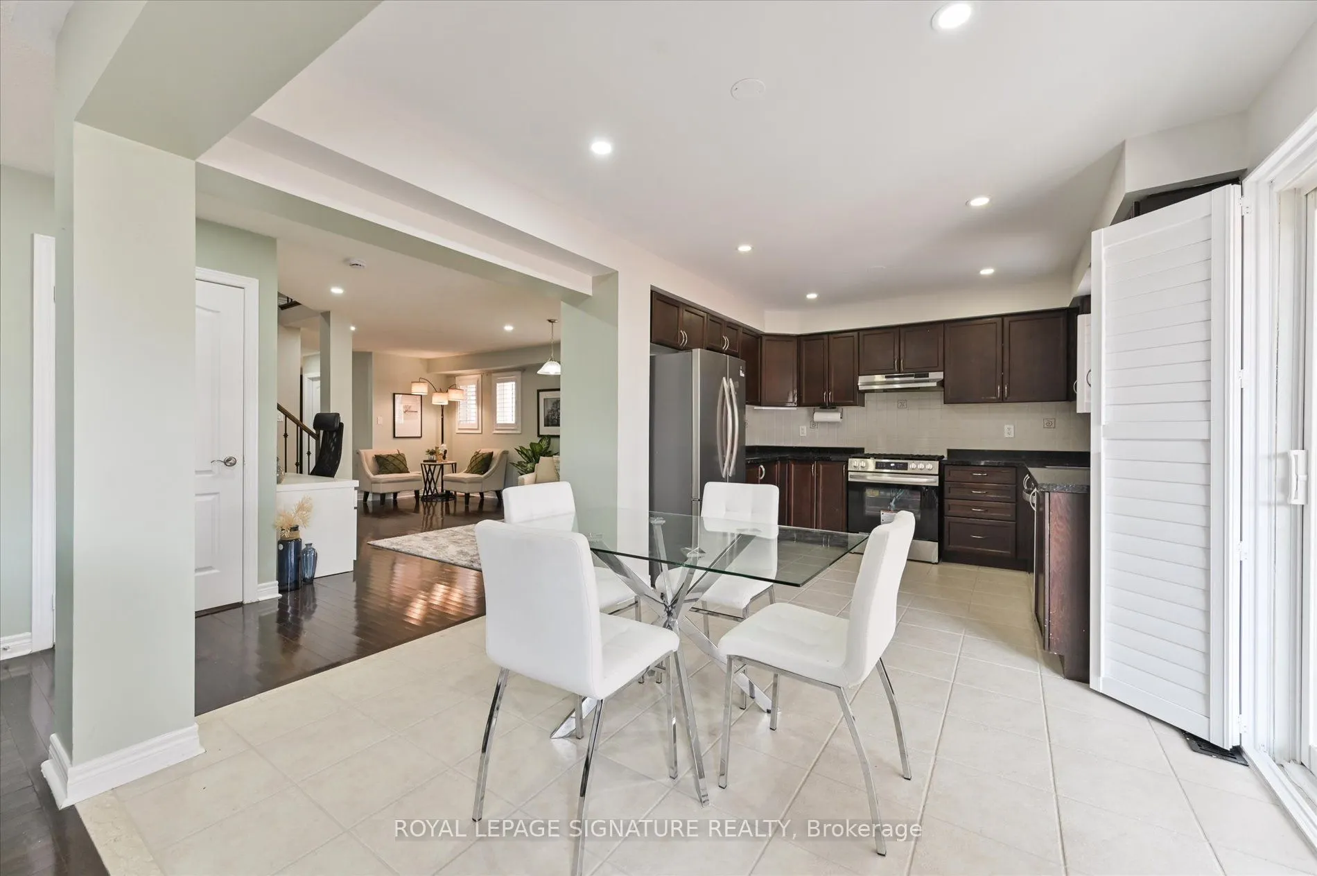 5 Thornbush Boulevard