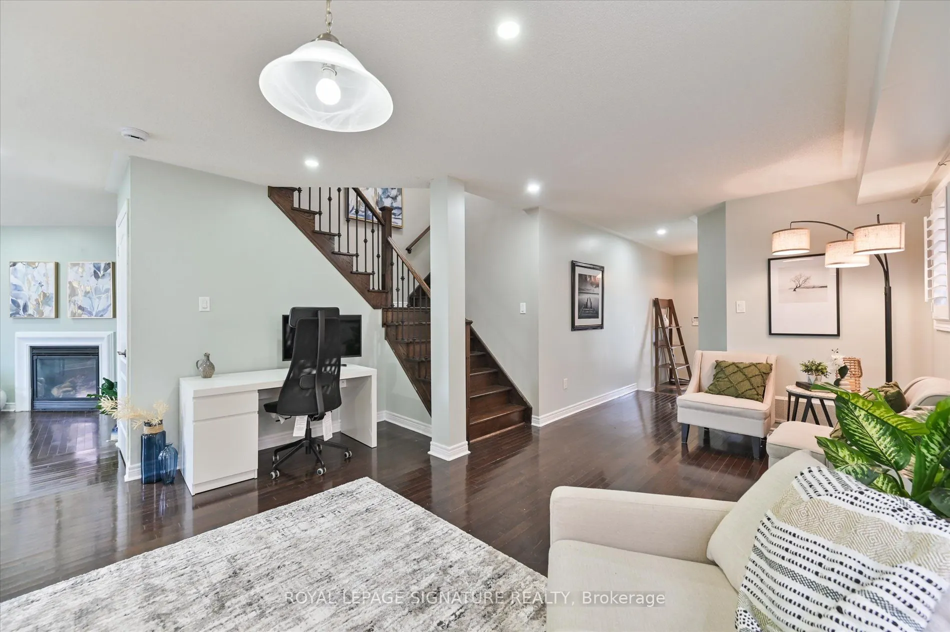 5 Thornbush Boulevard
