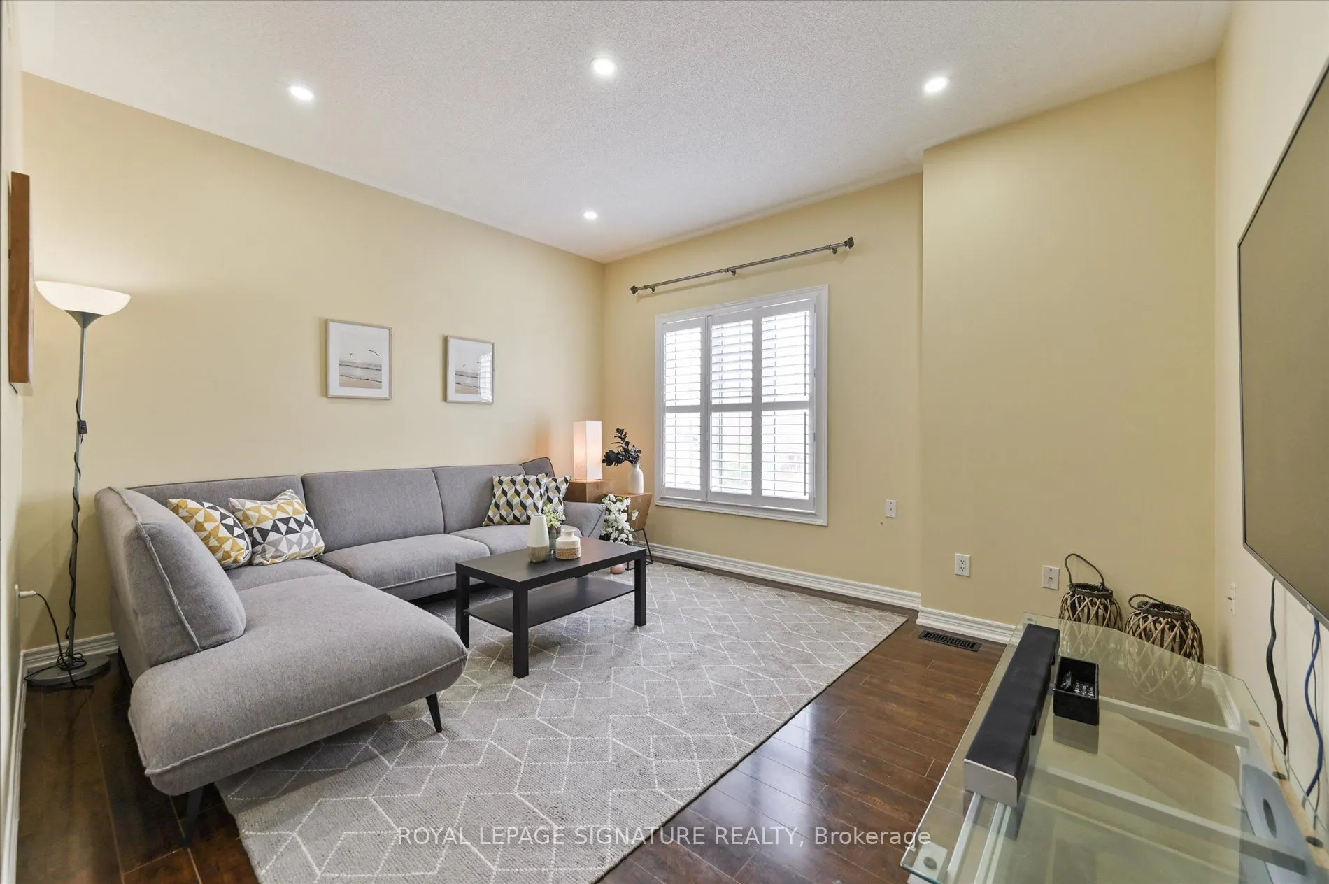 5 Thornbush Boulevard